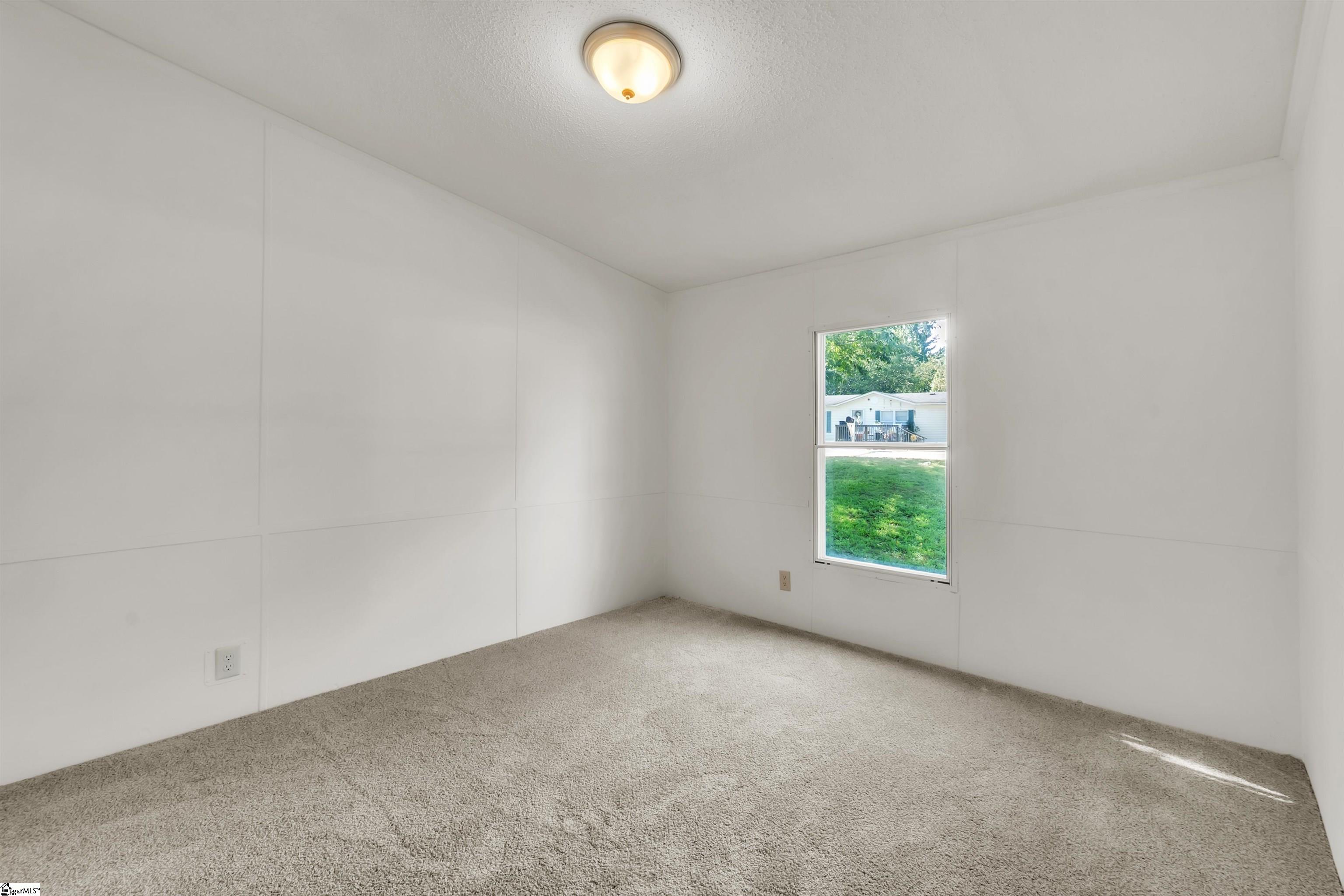 4 Current Drive Property Photo 16
