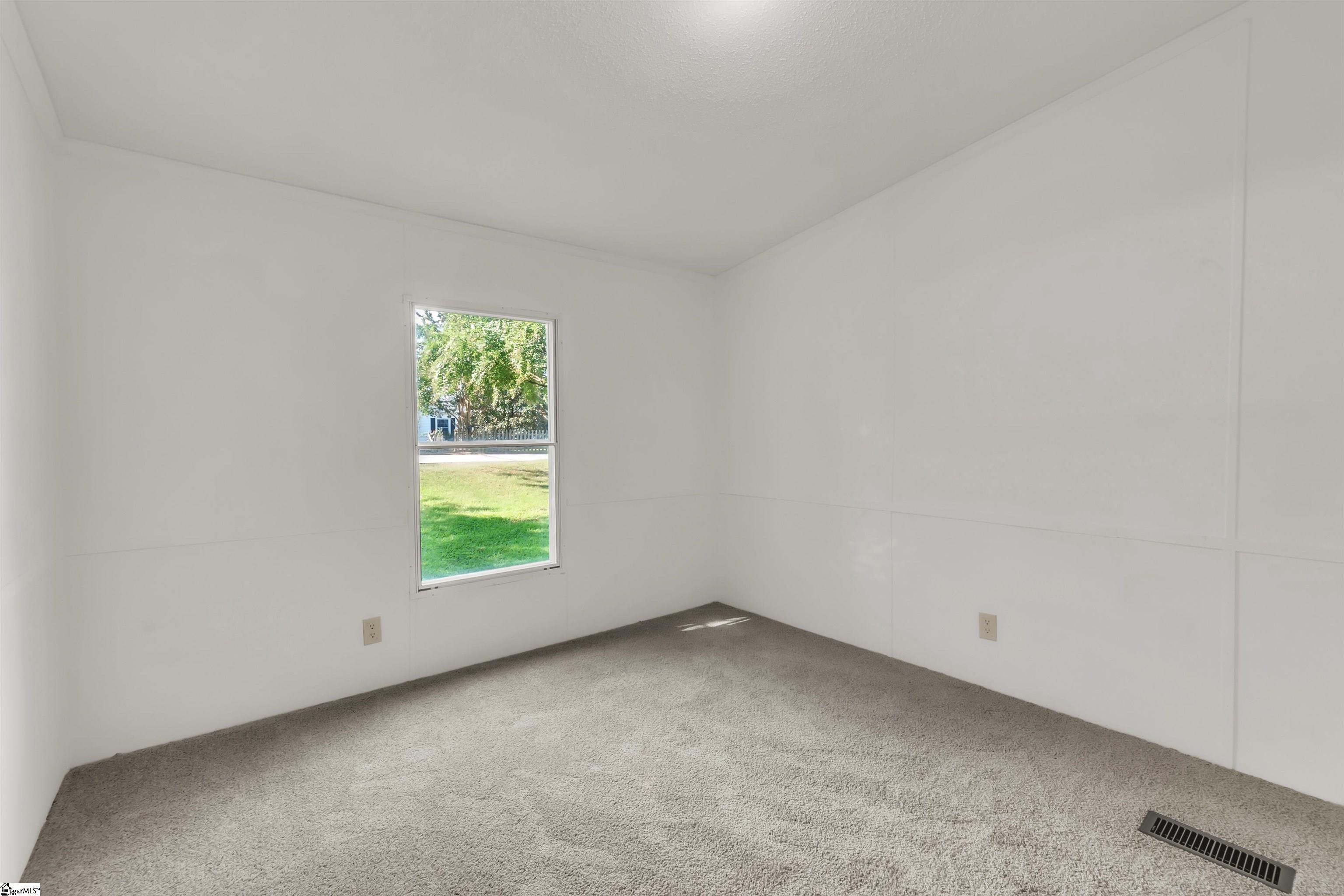 4 Current Drive Property Photo 18
