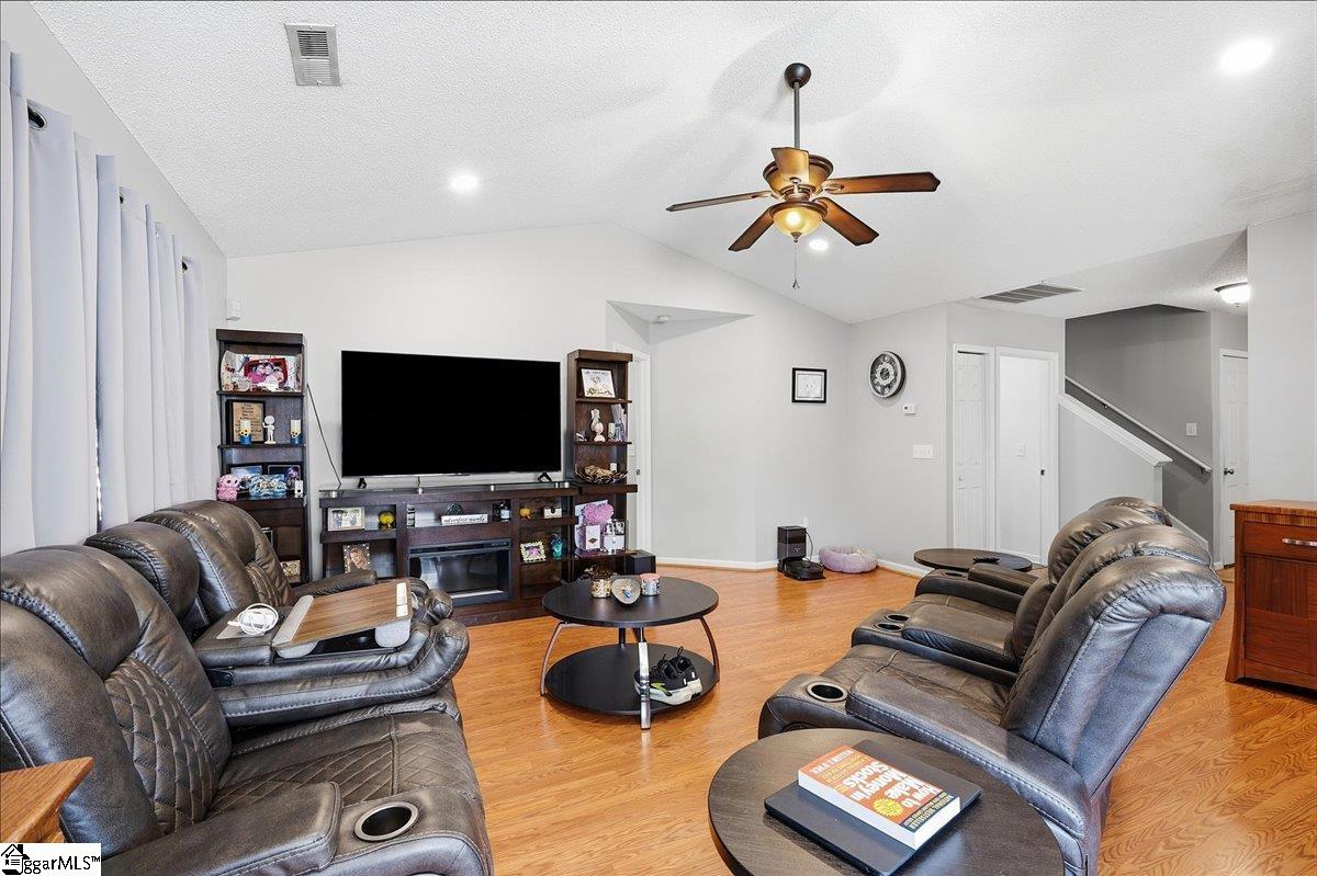 18 Buckhead Lane Property Photo 7