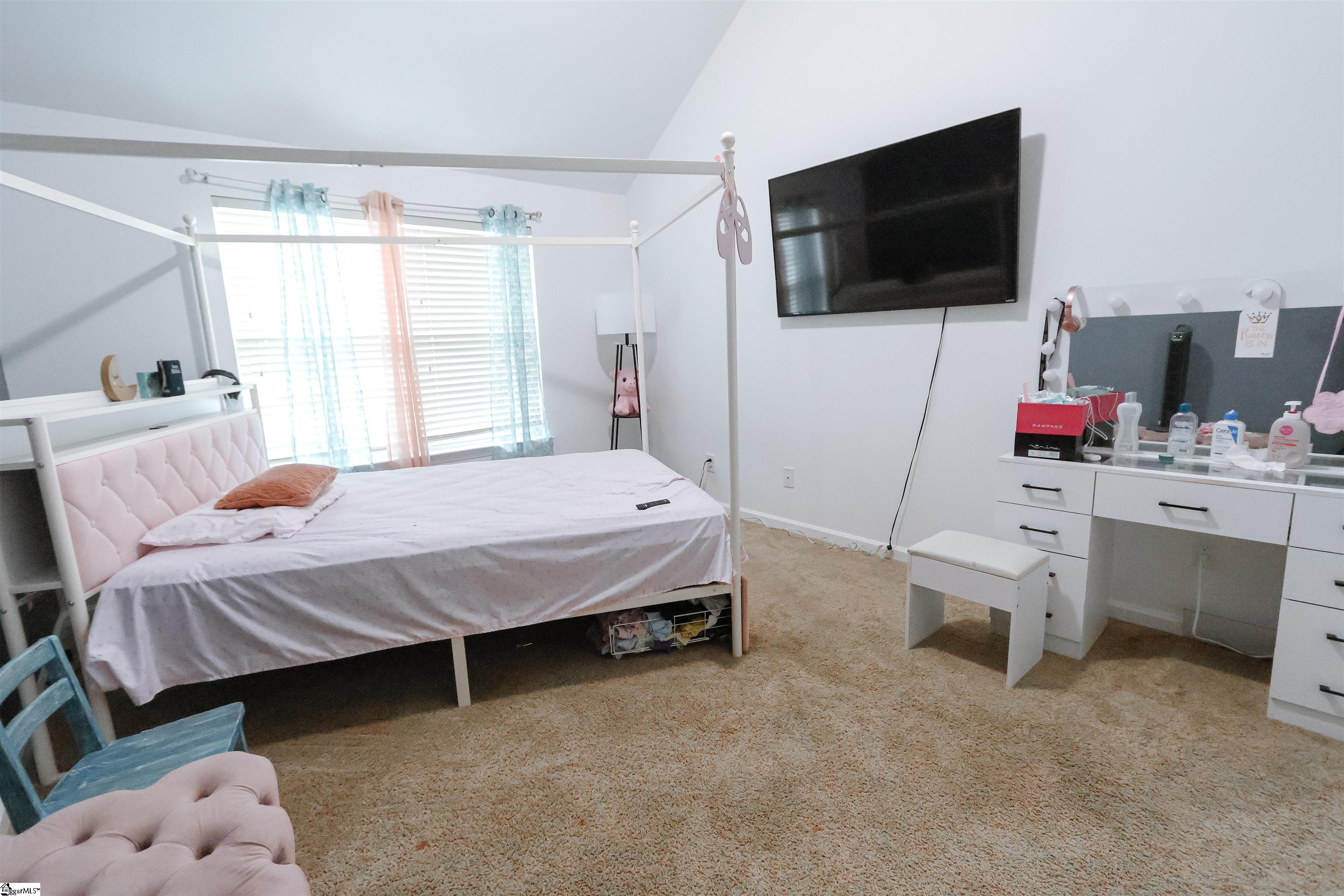 526 W Holloway Drive Property Photo 30