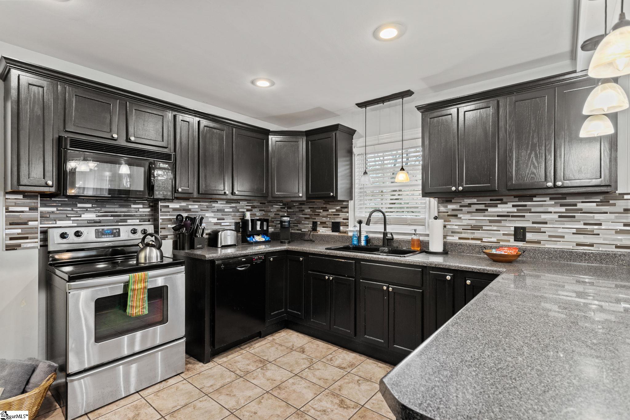 2 Abelia Drive Property Photo 13