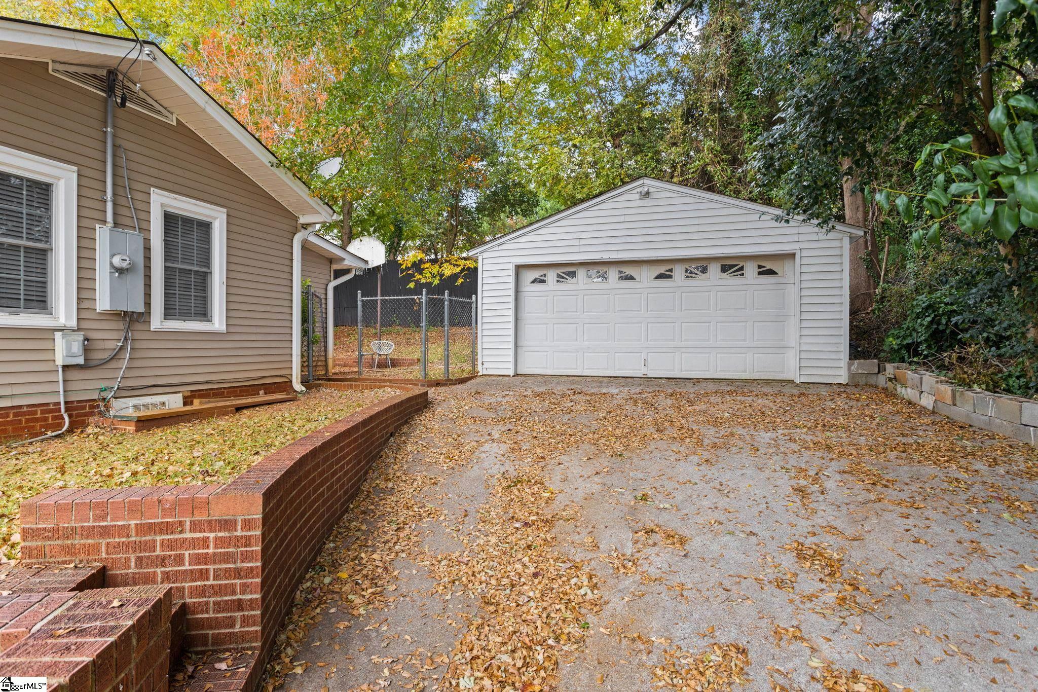2 Abelia Drive Property Photo 31