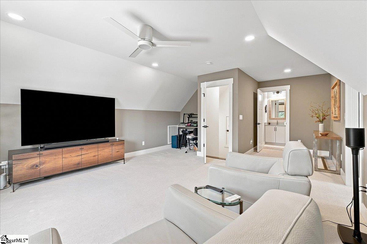 16 Marion Meadow Lane Property Photo 32
