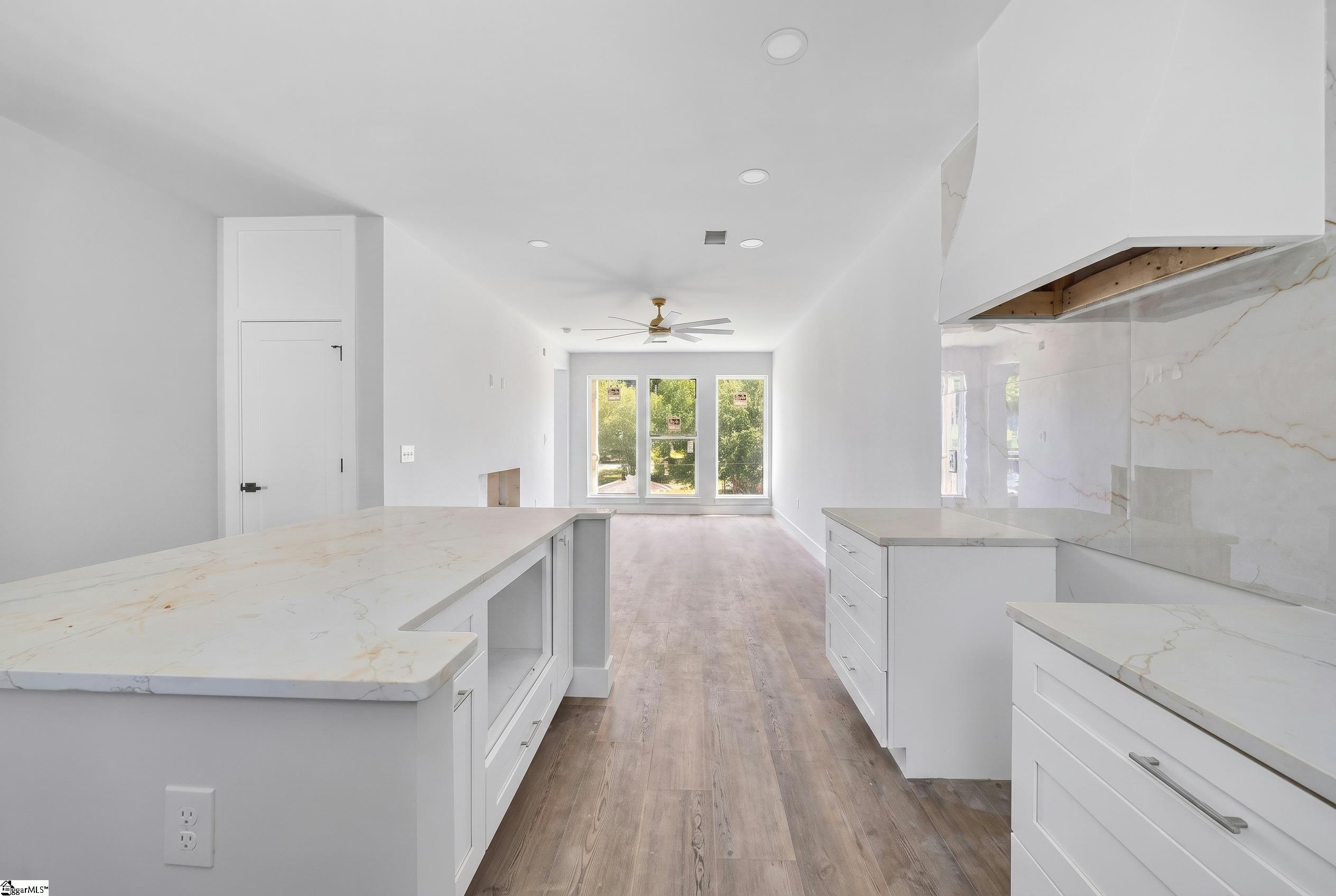 33 Happy Avenue Property Photo 5