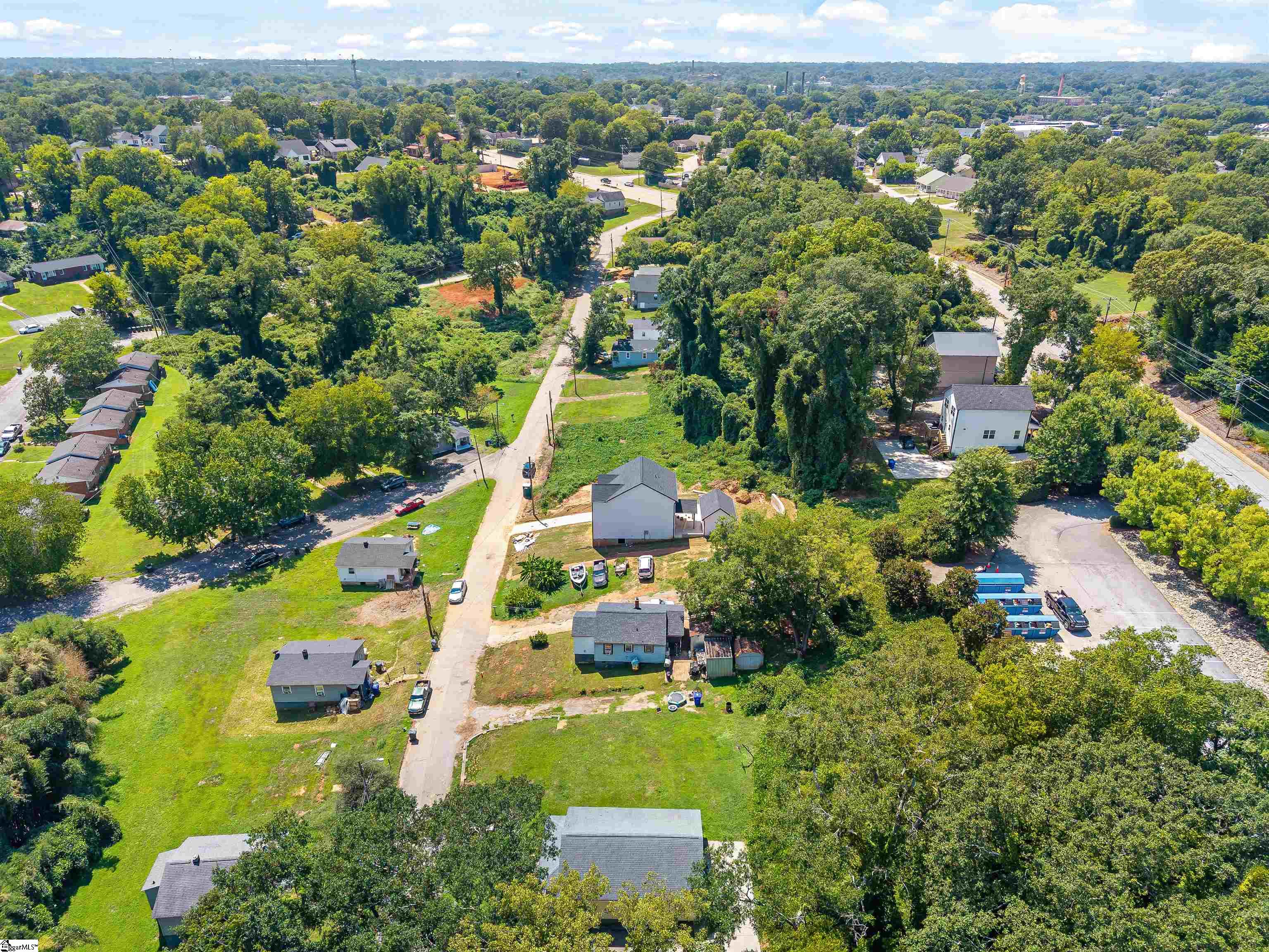 33 Happy Avenue Property Photo 28