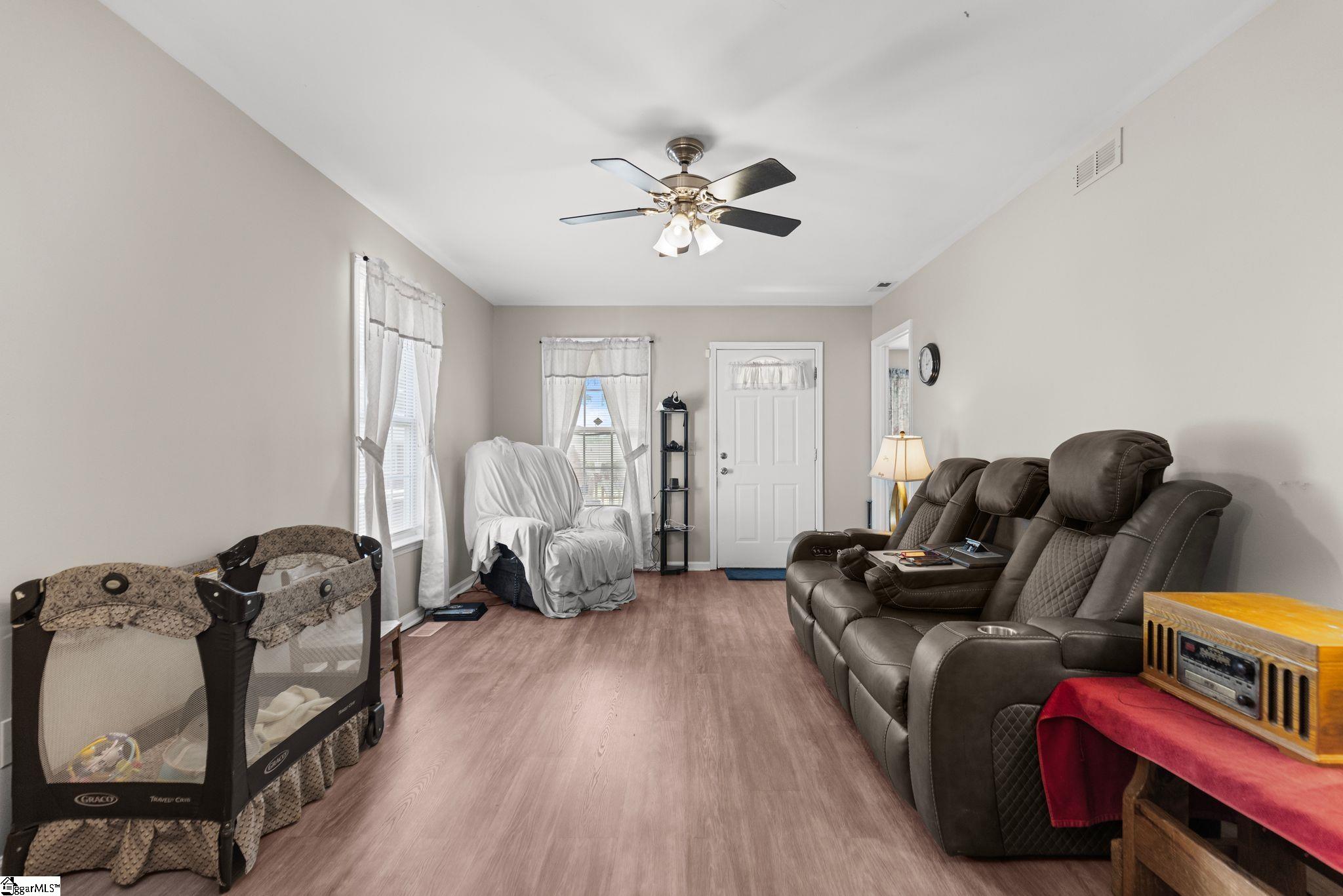 206 Oakland Avenue Property Photo 4