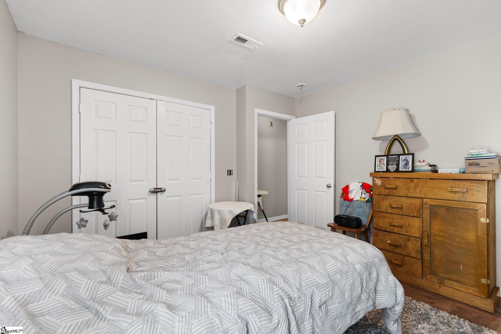206 Oakland Avenue Property Photo 7