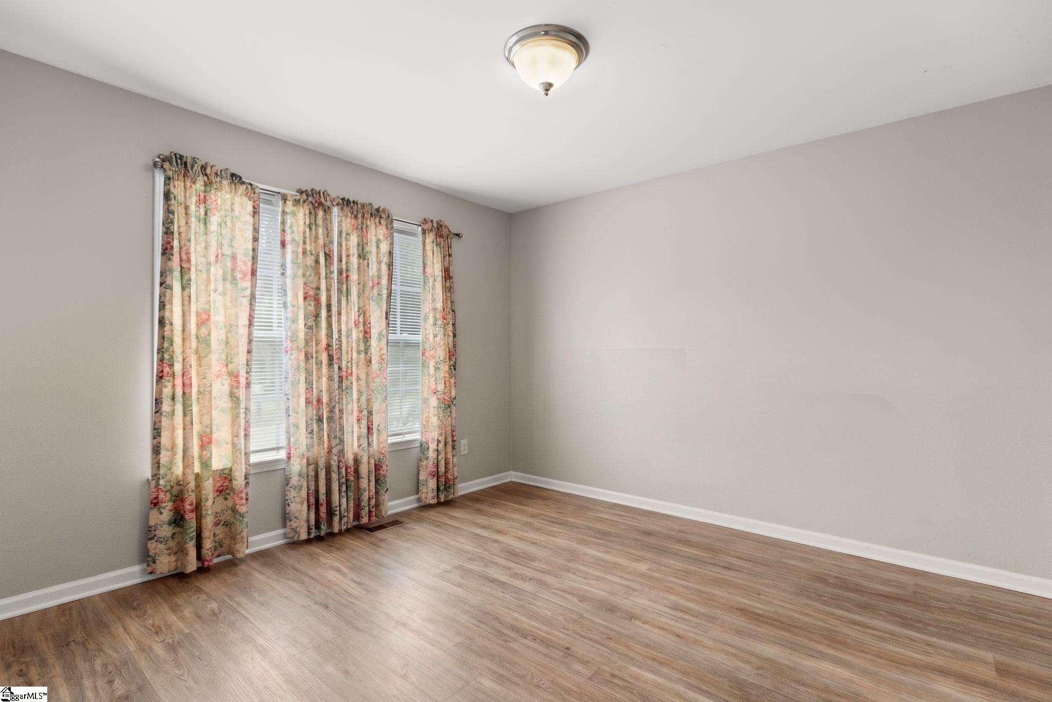 206 Oakland Avenue Property Photo 15