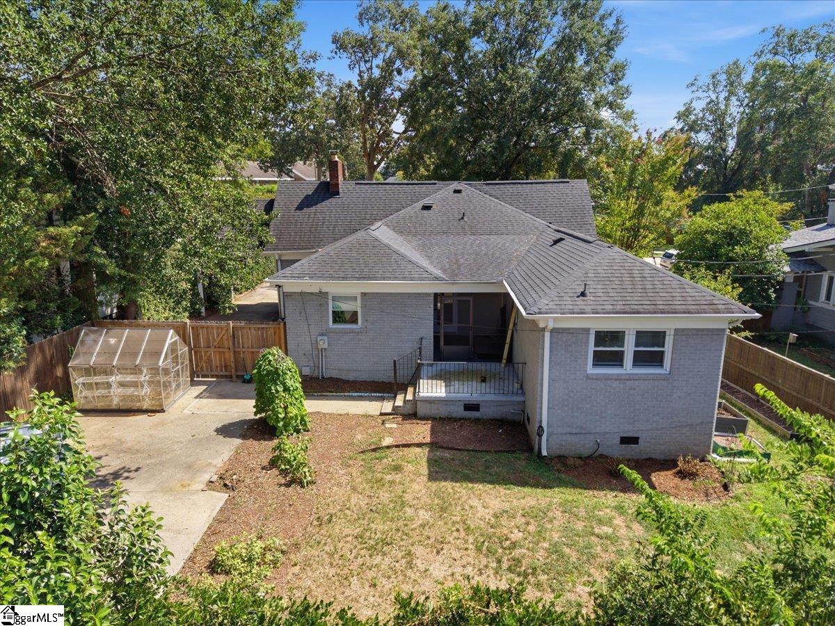 714 Arlington Avenue Property Photo 7