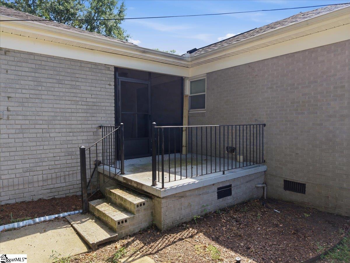 714 Arlington Avenue Property Photo 18