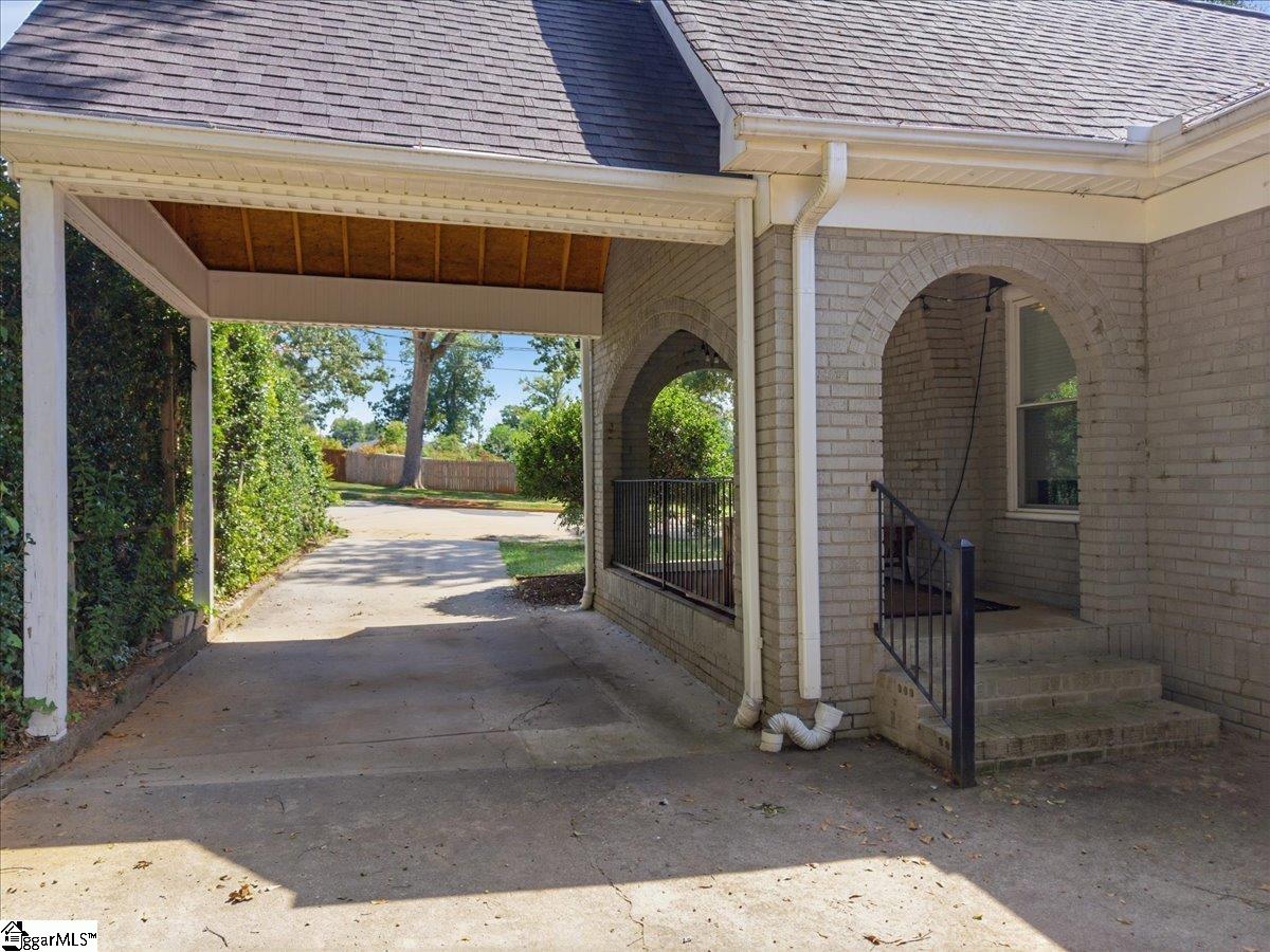 714 Arlington Avenue Property Photo 32