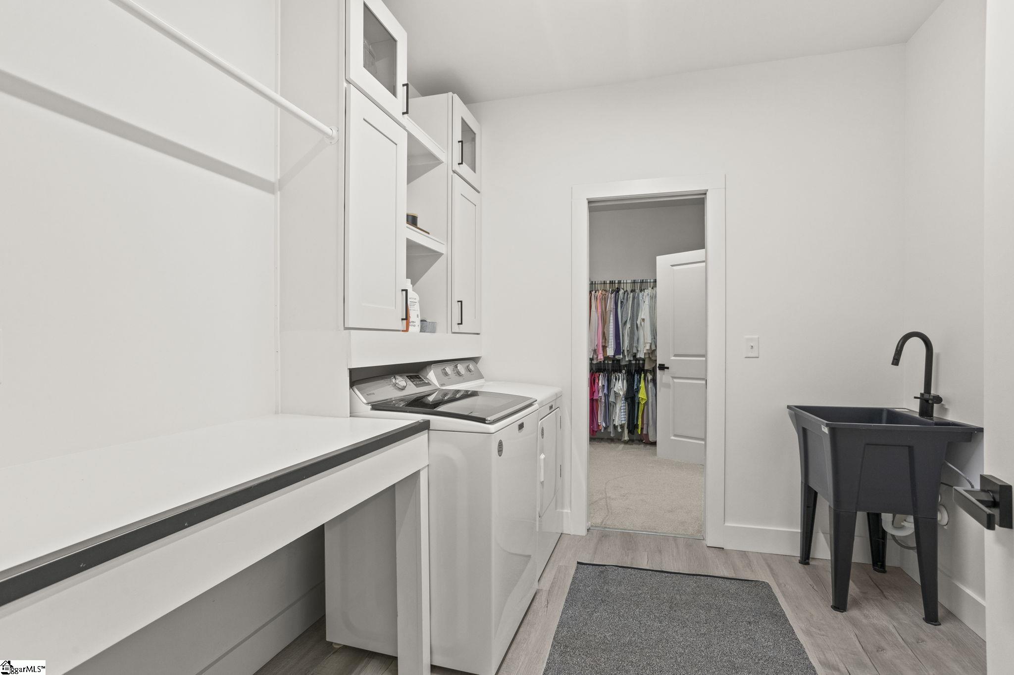 433 Lynn Road Property Photo 21