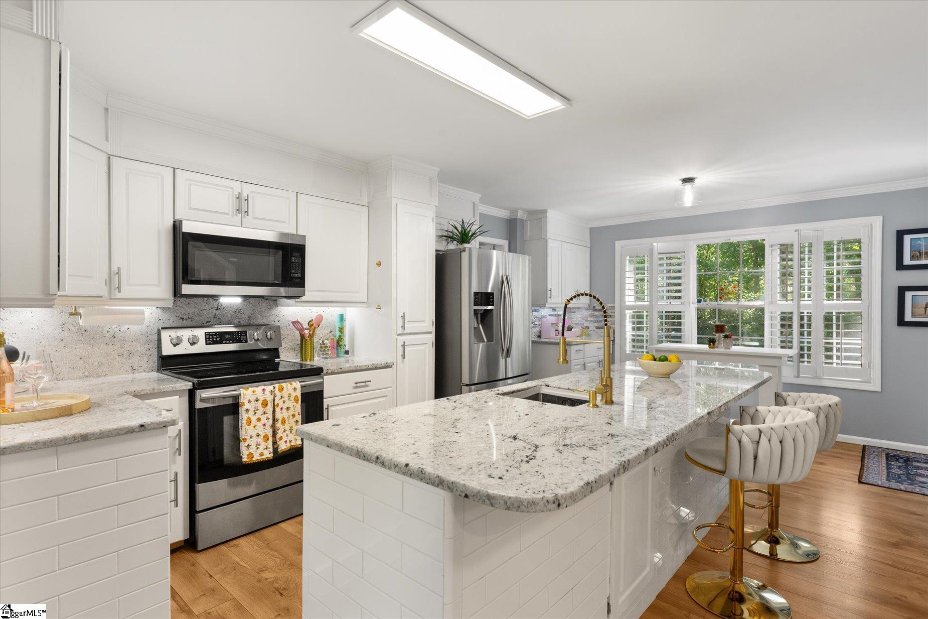 405 Foxhound Road Property Photo 10
