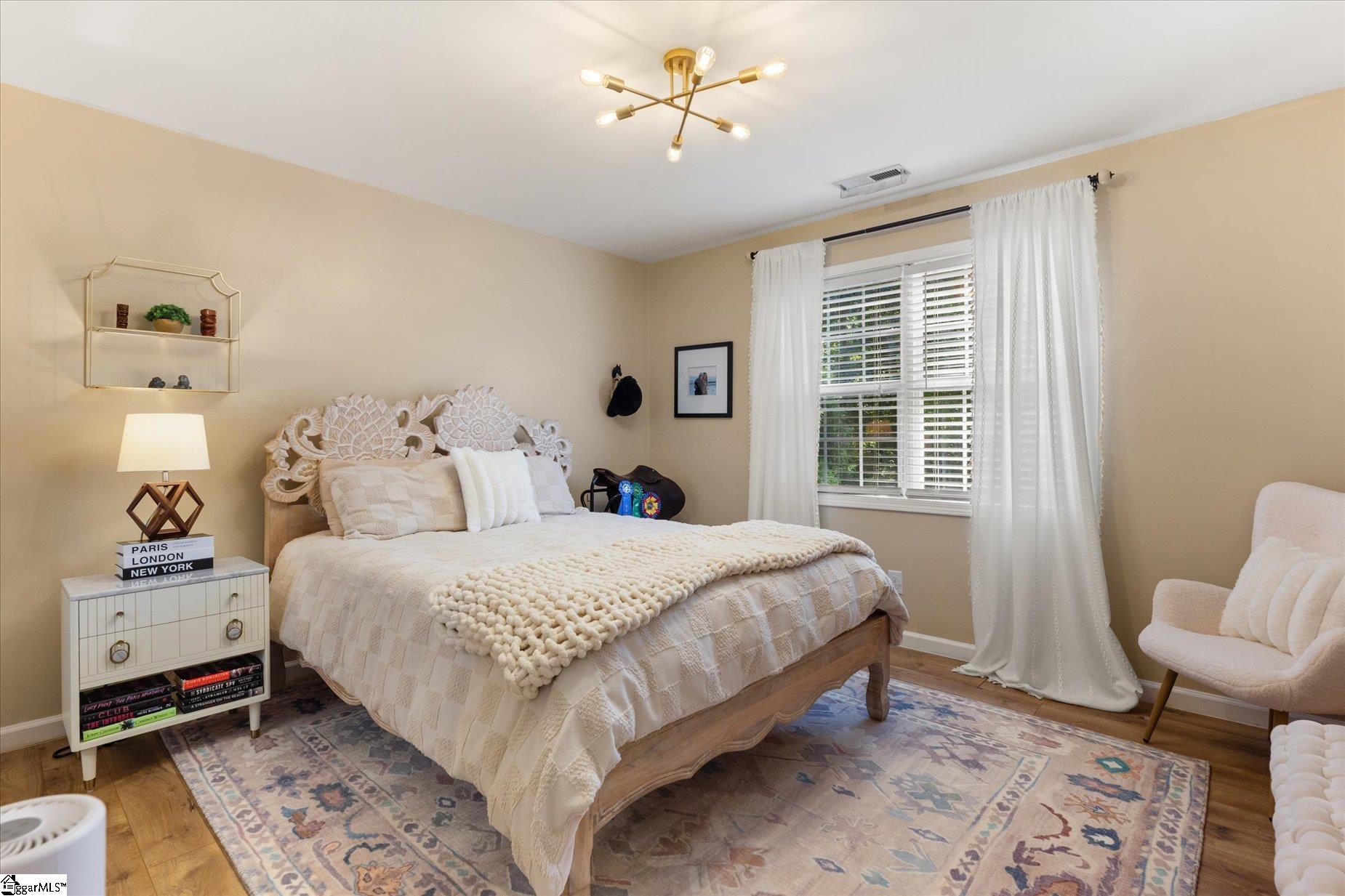 405 Foxhound Road Property Photo 29