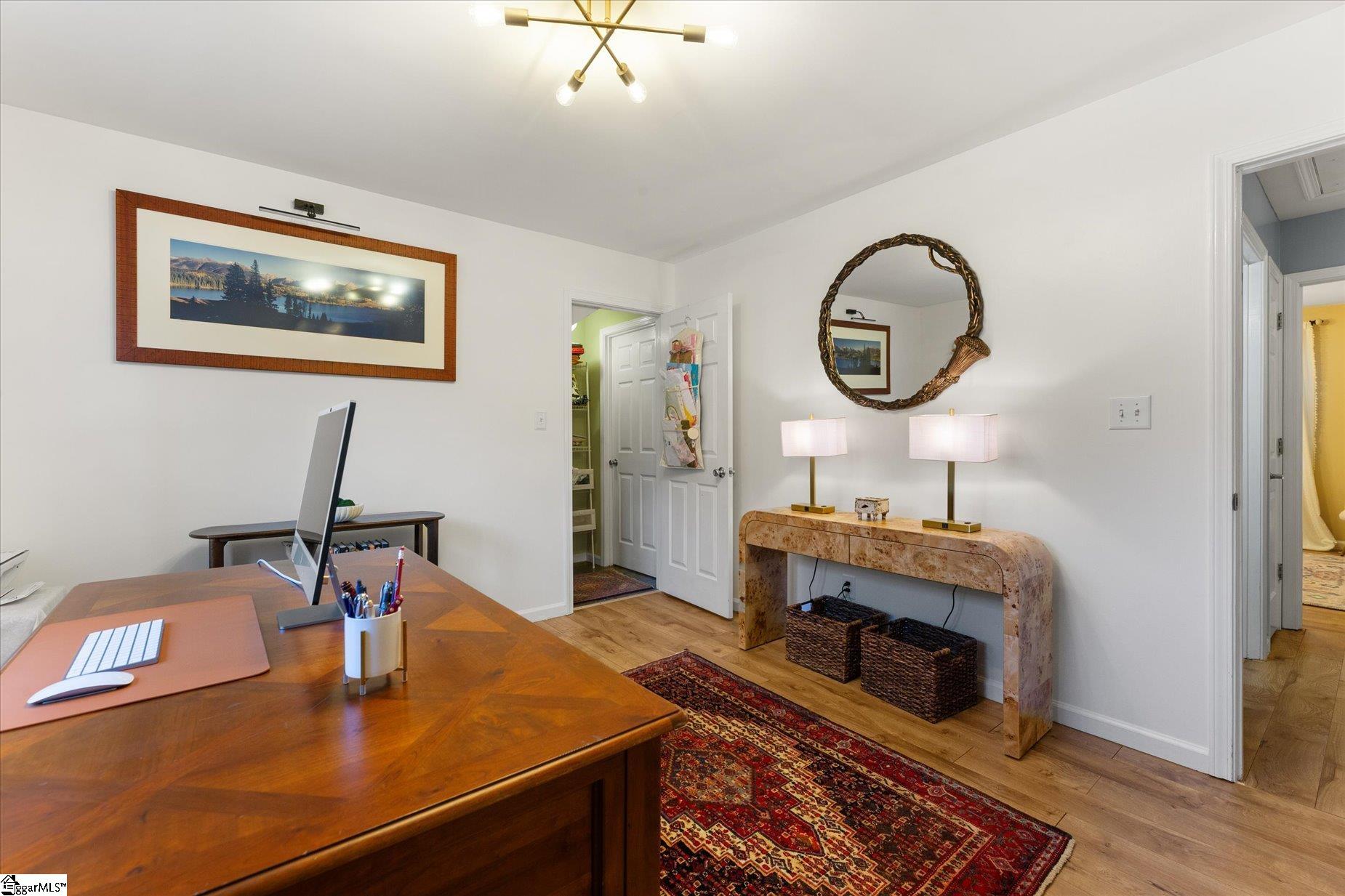 405 Foxhound Road Property Photo 33