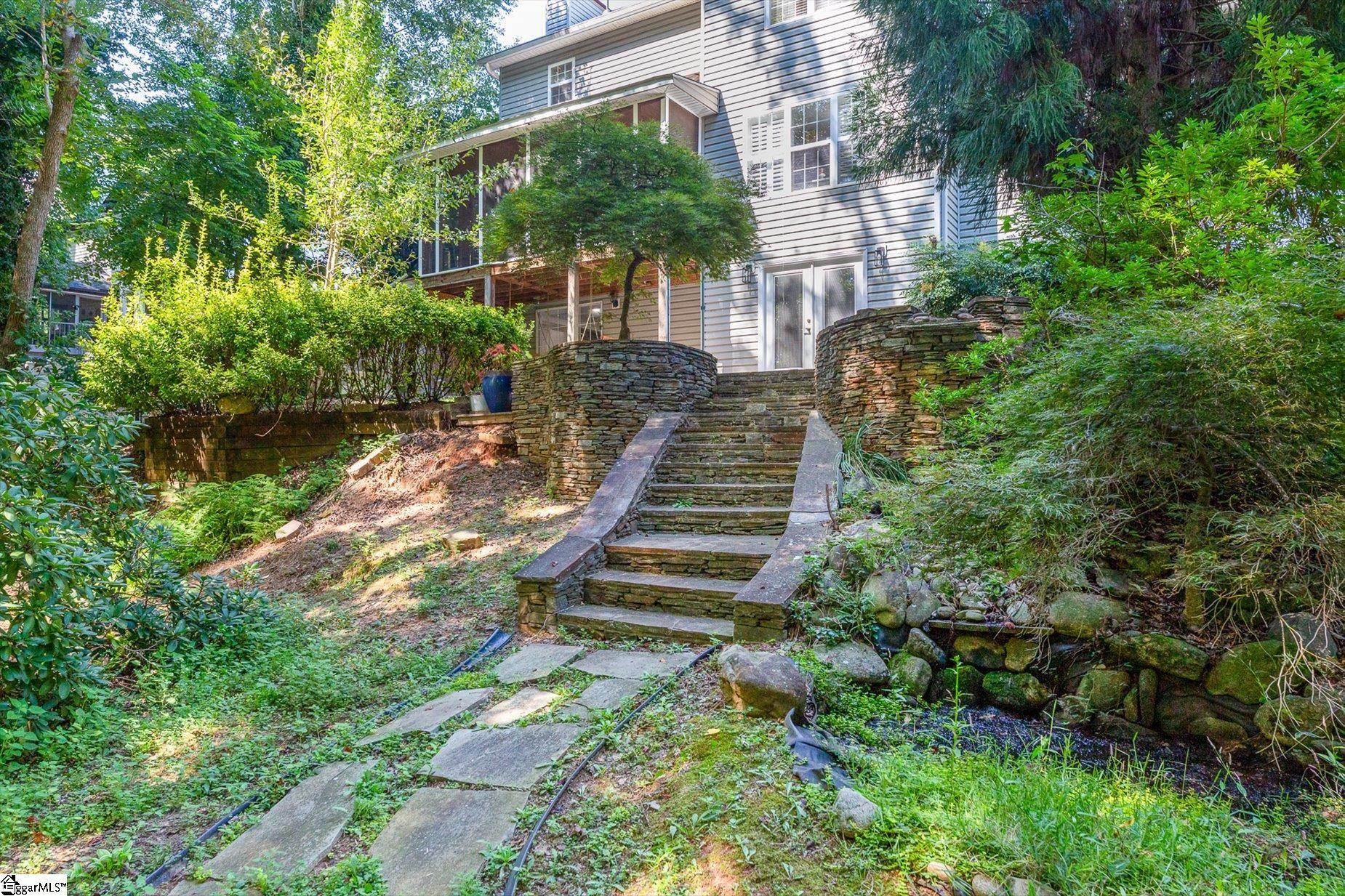 405 Foxhound Road Property Photo 44