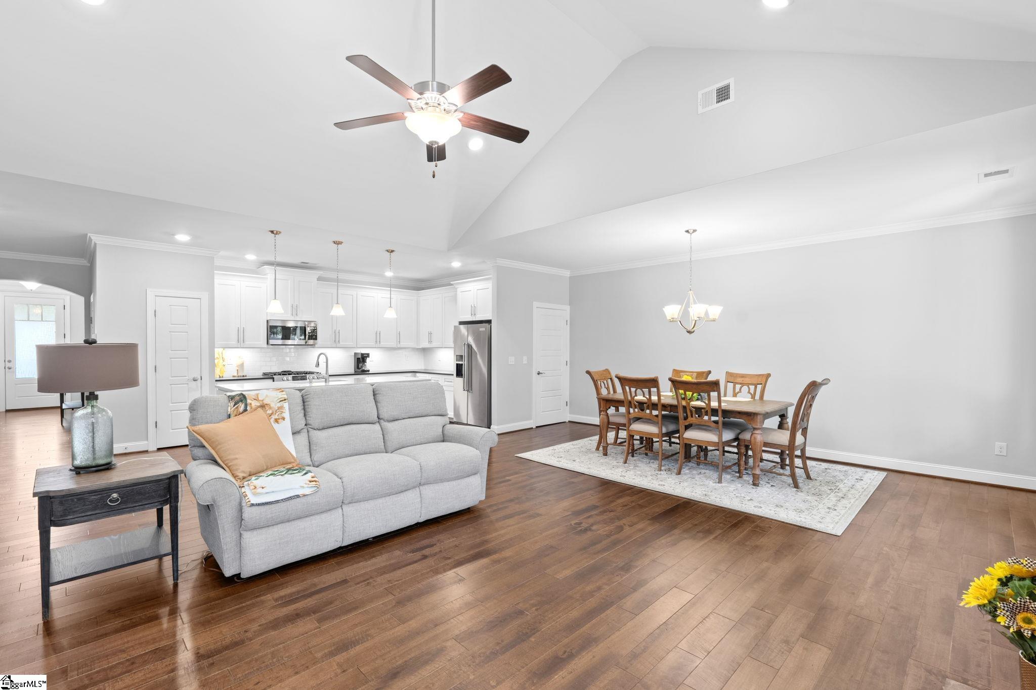 1602663 Property Photo 10