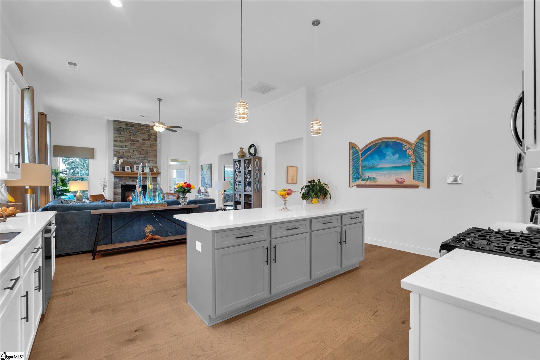 218 Montview Circle Property Photo 8