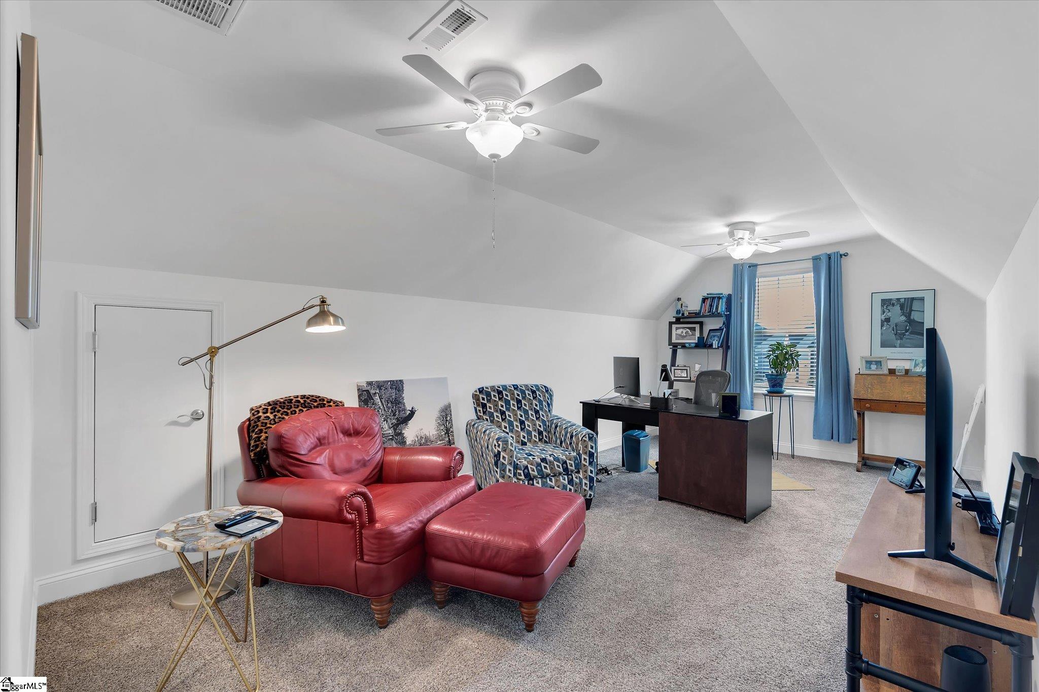 218 Montview Circle Property Photo 24