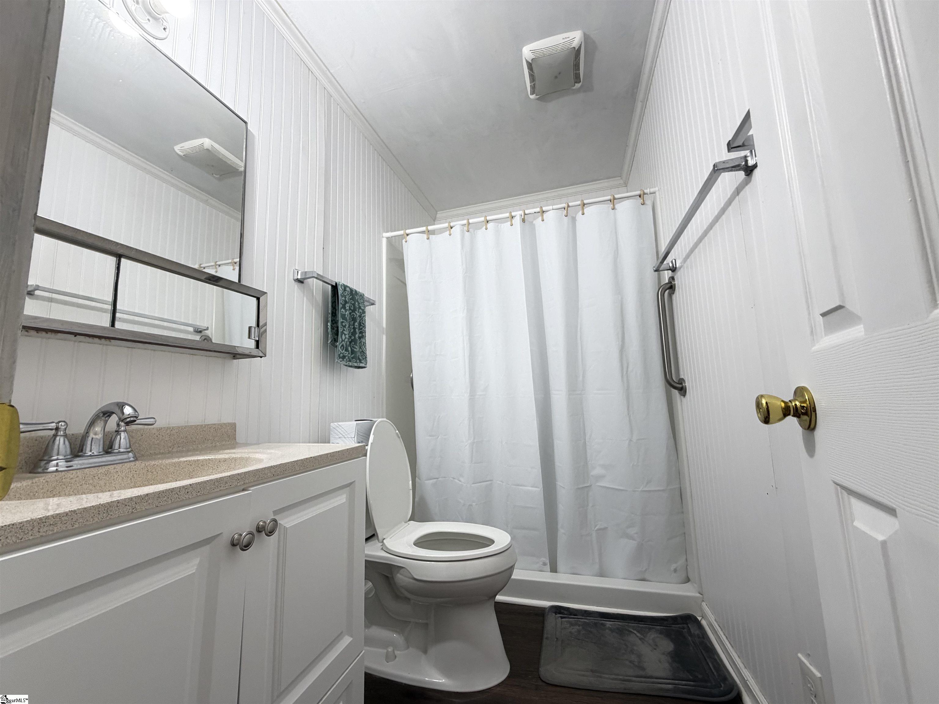 9 Twin Springs Drive Property Photo 5