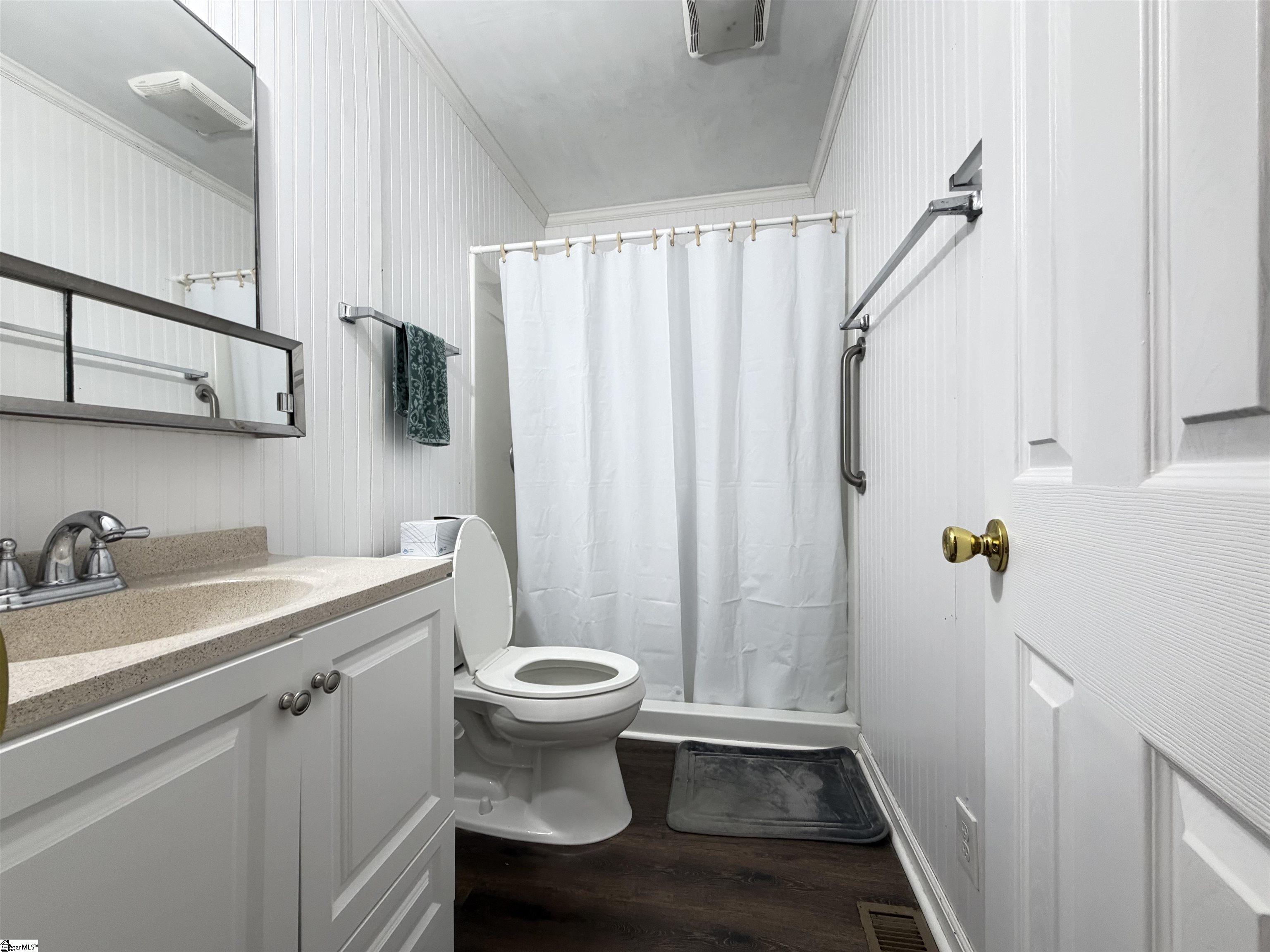 9 Twin Springs Drive Property Photo 8