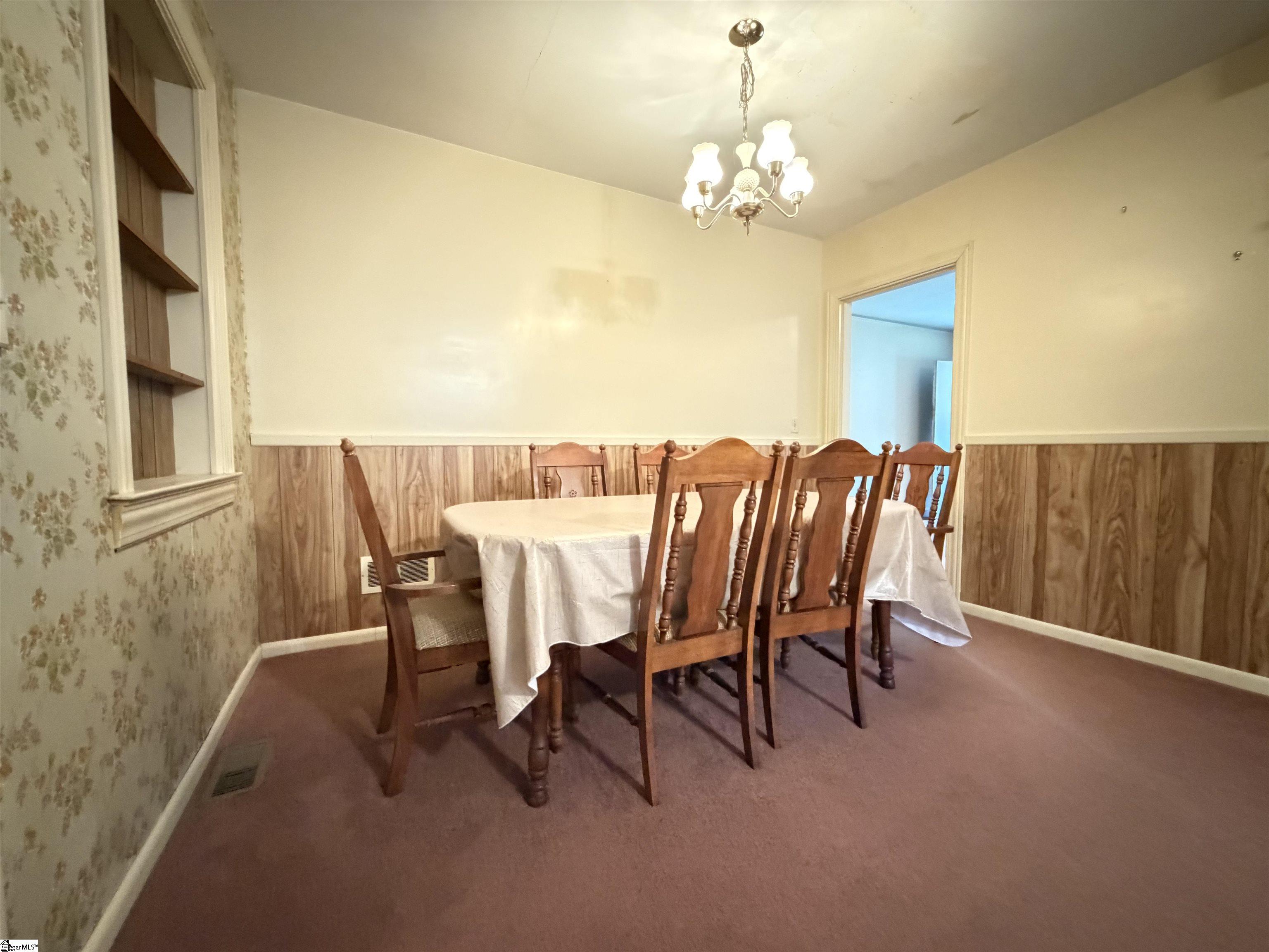 9 Twin Springs Drive Property Photo 12