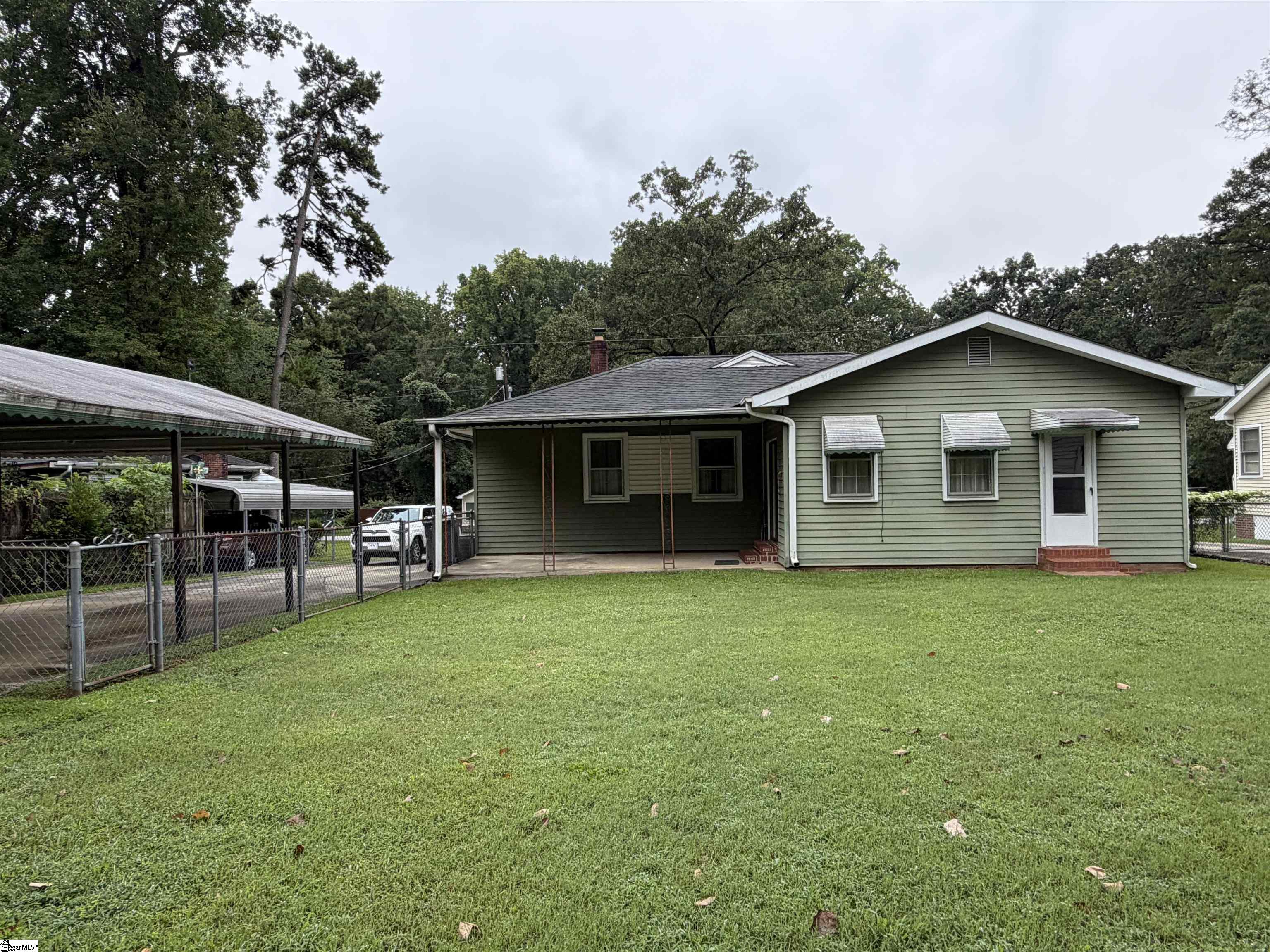 9 Twin Springs Drive Property Photo 14