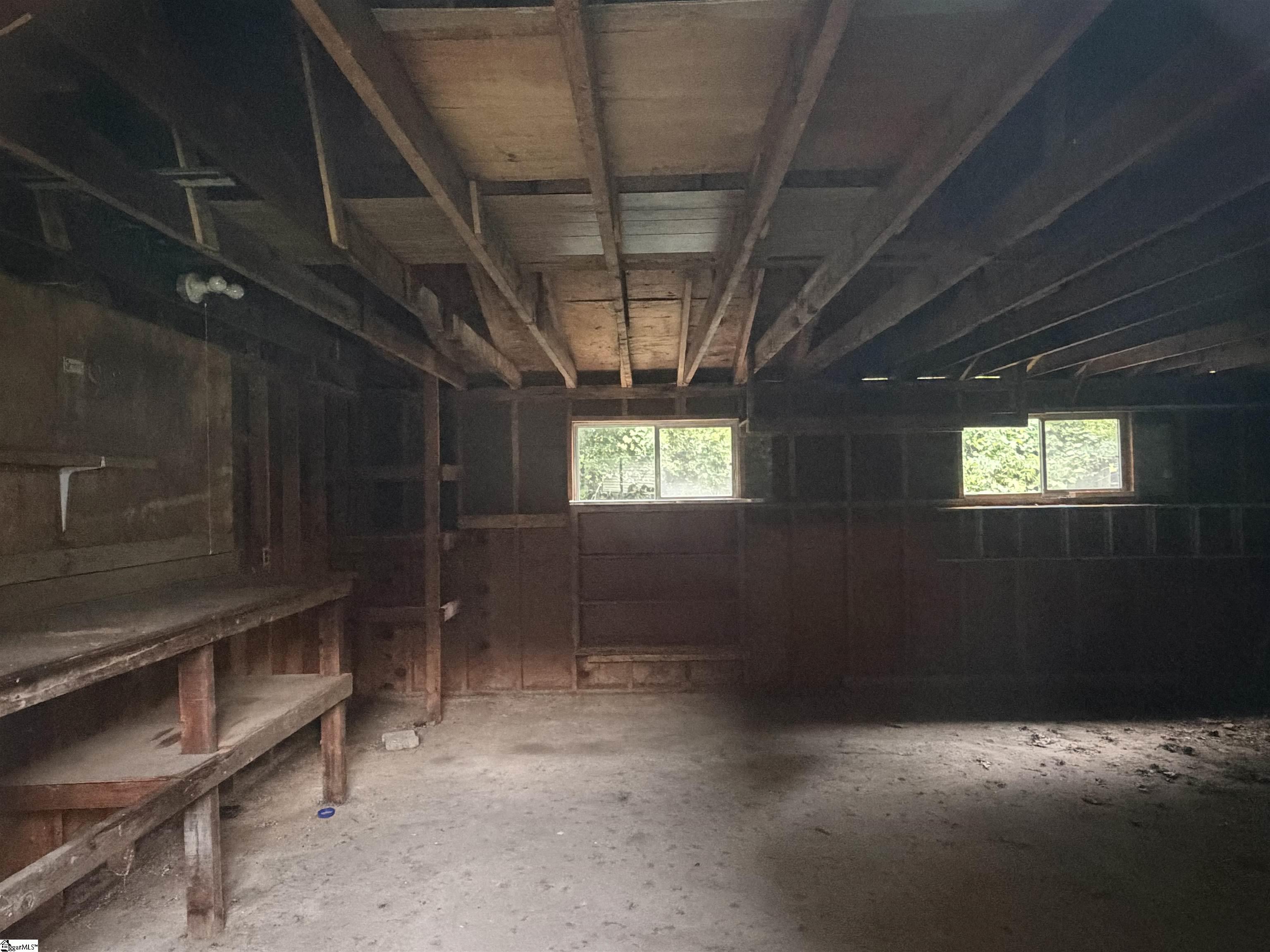 9 Twin Springs Drive Property Photo 15