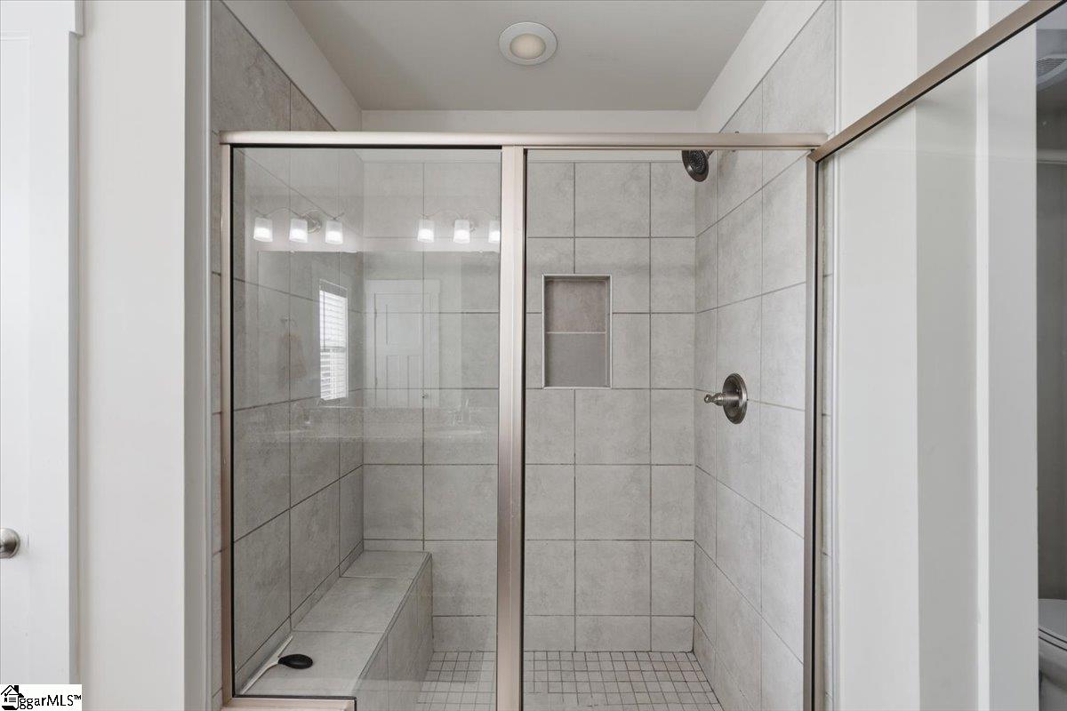 318 Kelby Street Property Photo 24