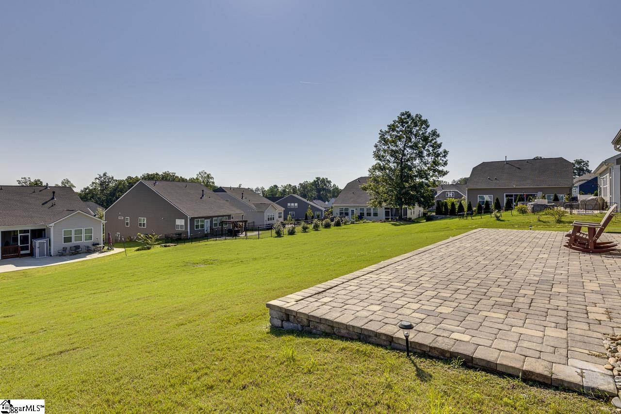 269 Double Crest Drive Property Photo 34