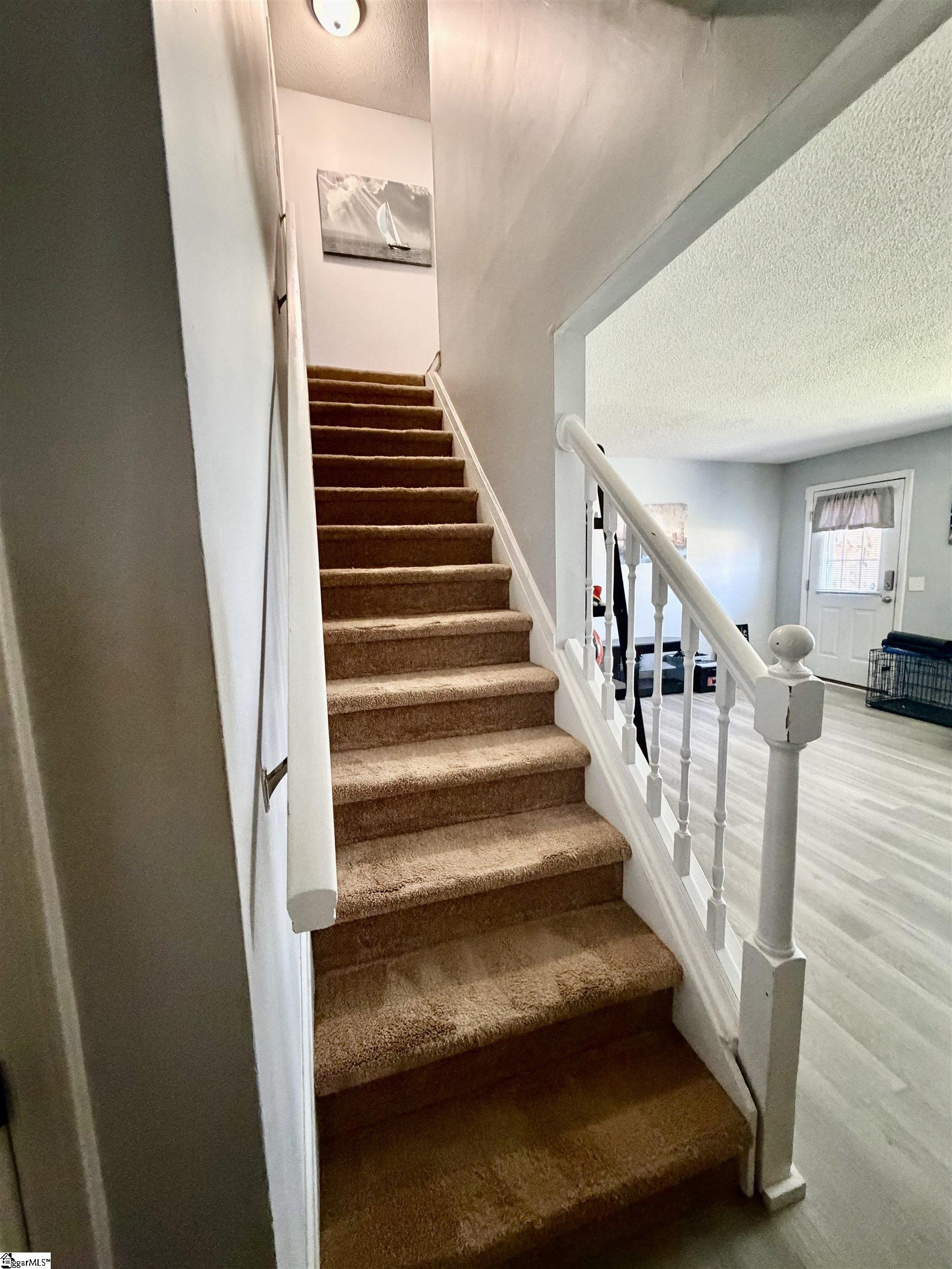 34 Birchview Street Property Photo 8