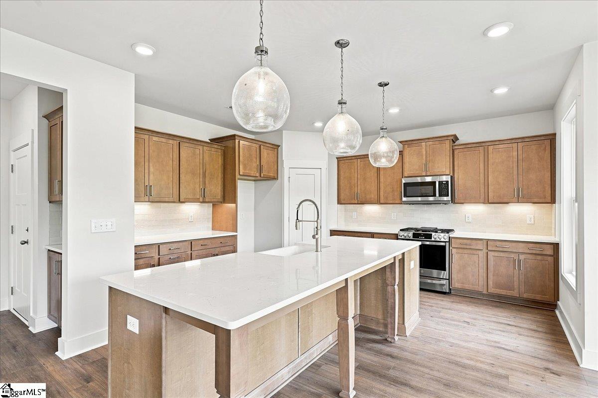 130 Mossend Street Property Photo 8