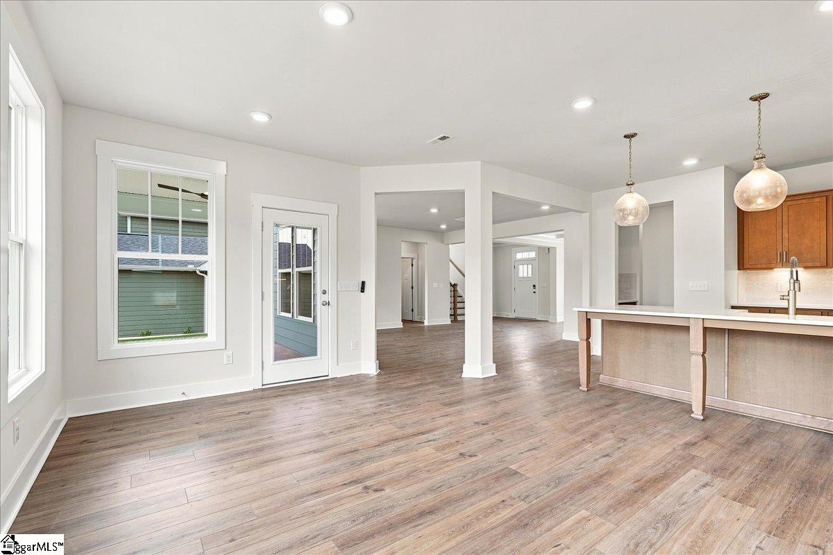 130 Mossend Street Property Photo 12