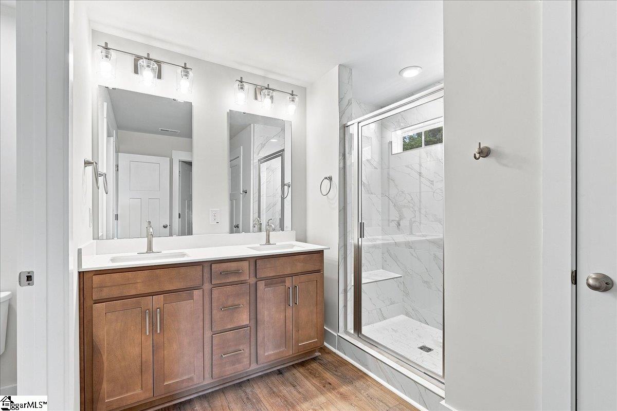 130 Mossend Street Property Photo 24
