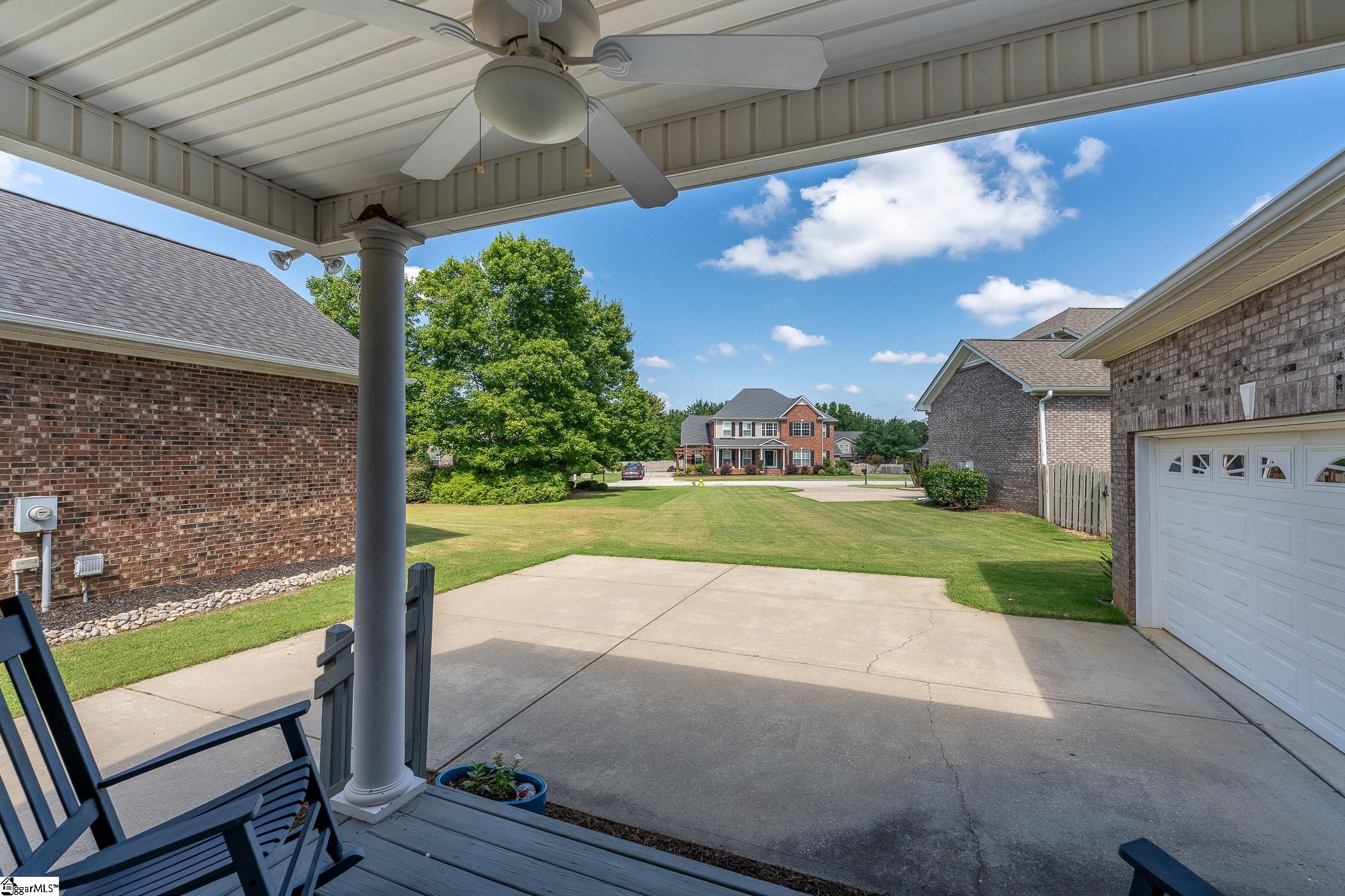 8 Firnstone Court Property Photo 36