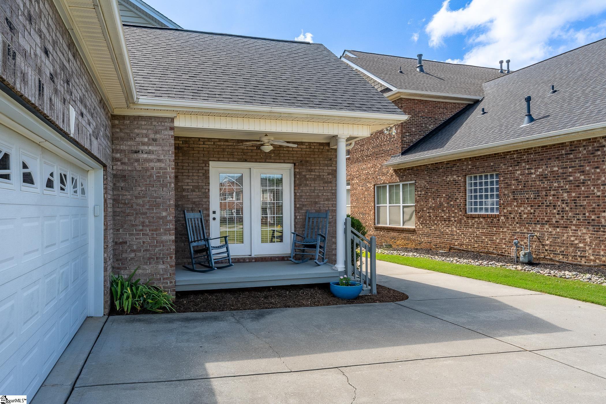 8 Firnstone Court Property Photo 37