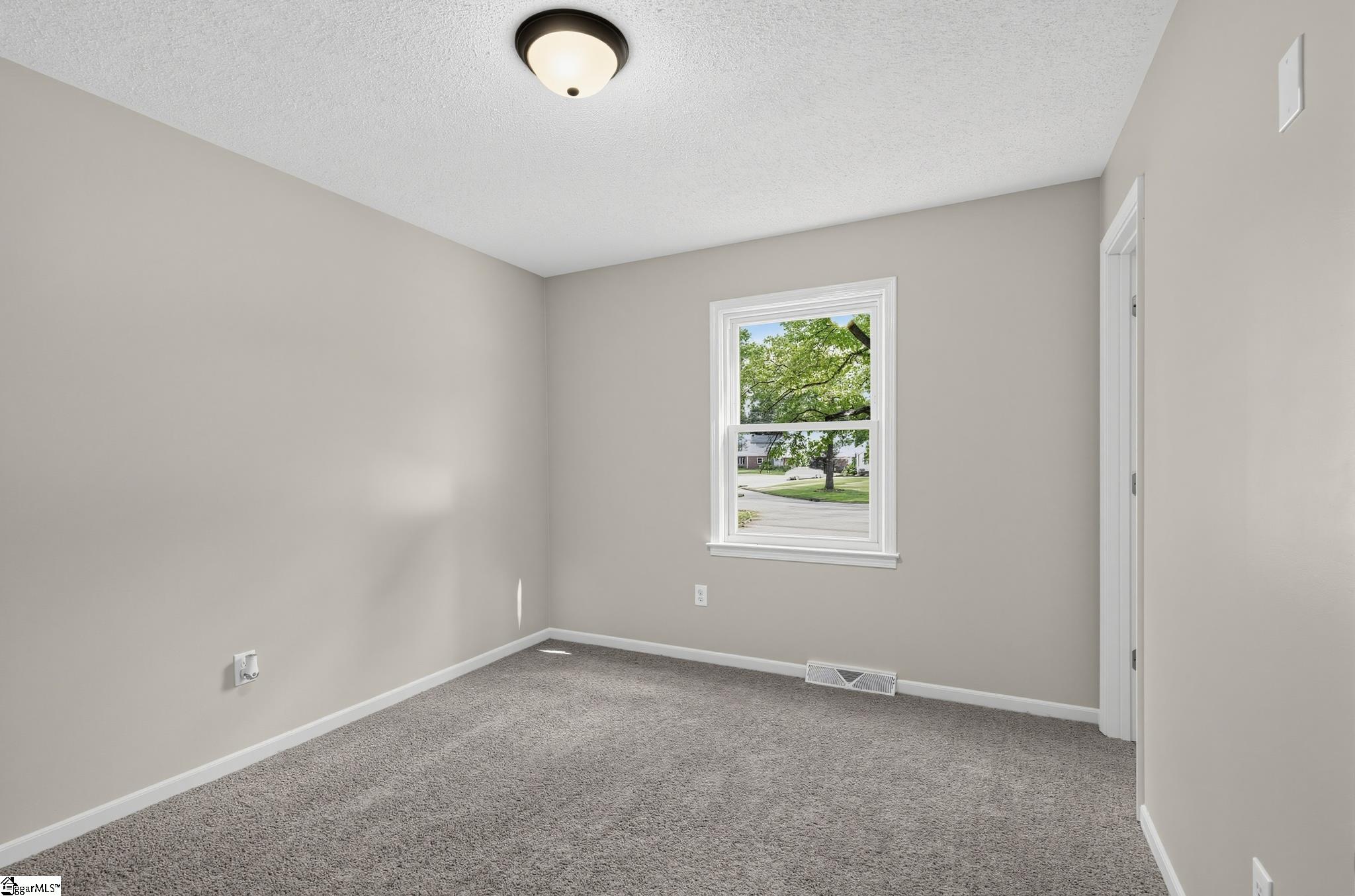 202 Vinewood Court Property Photo 14