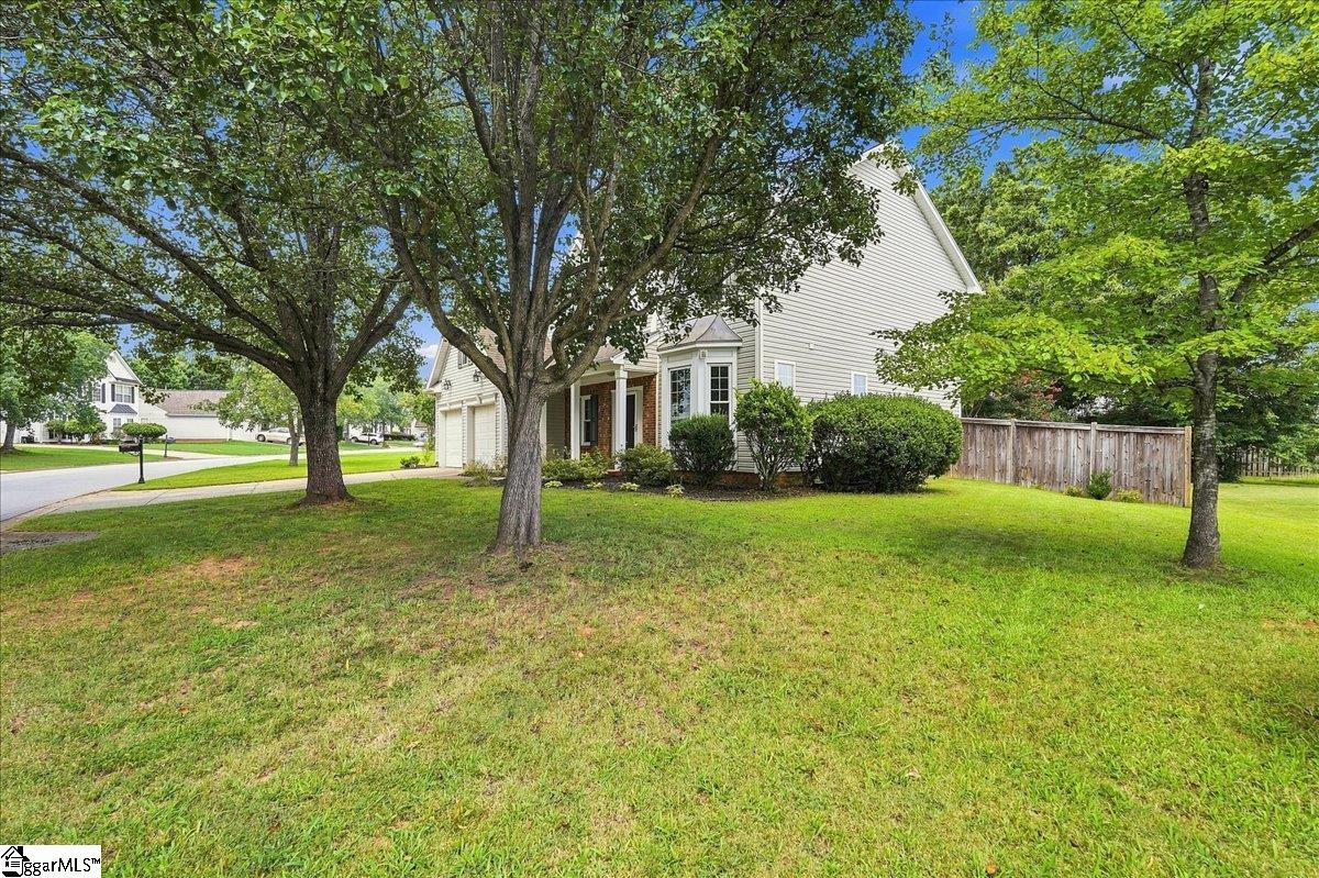 103 Woodruff Lake Way Property Photo 5