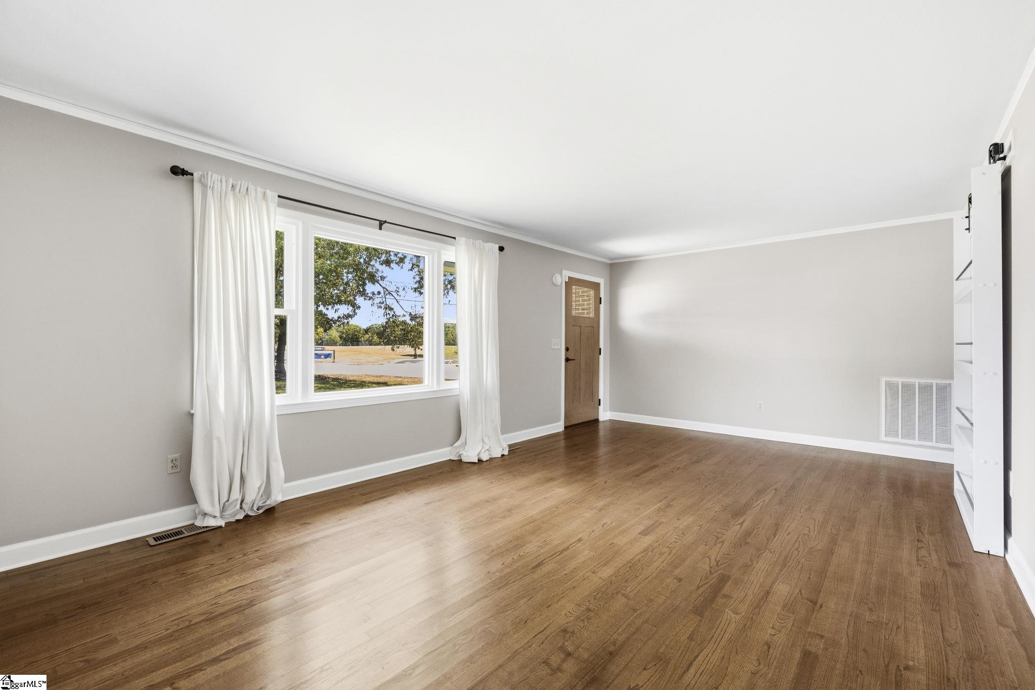 1 Dickens Lane Property Photo 6