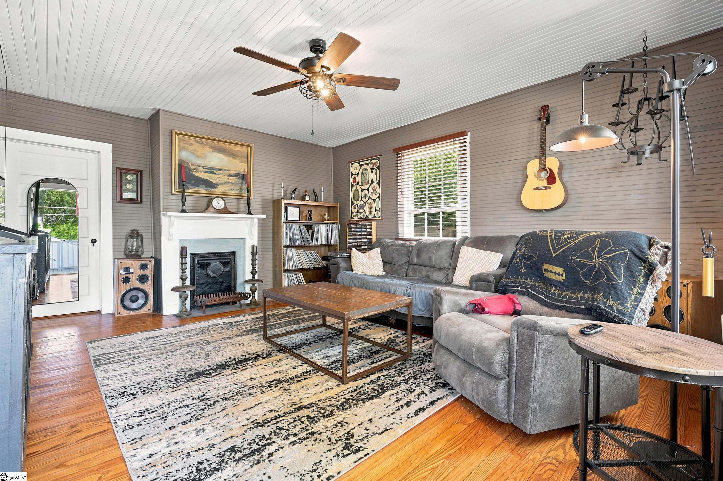 110 Ligon Street Property Photo 3