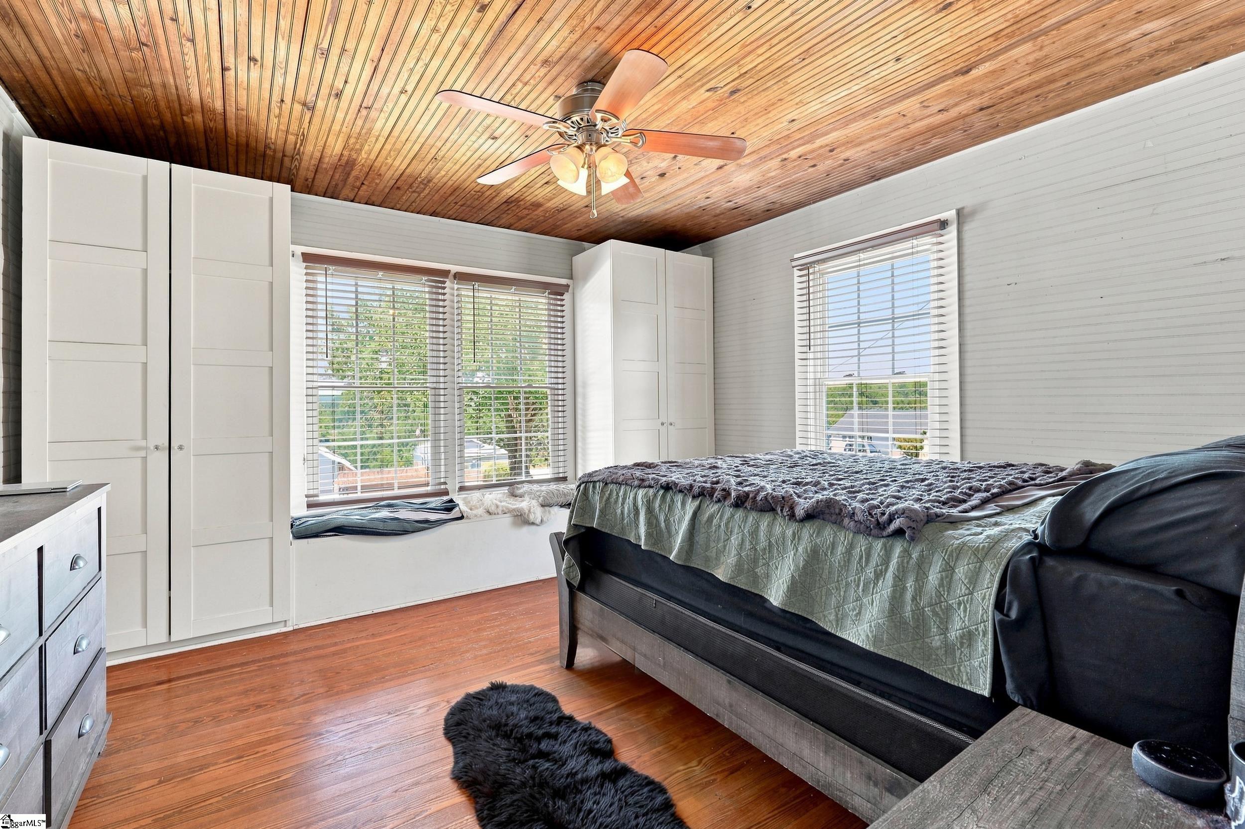 110 Ligon Street Property Photo 7