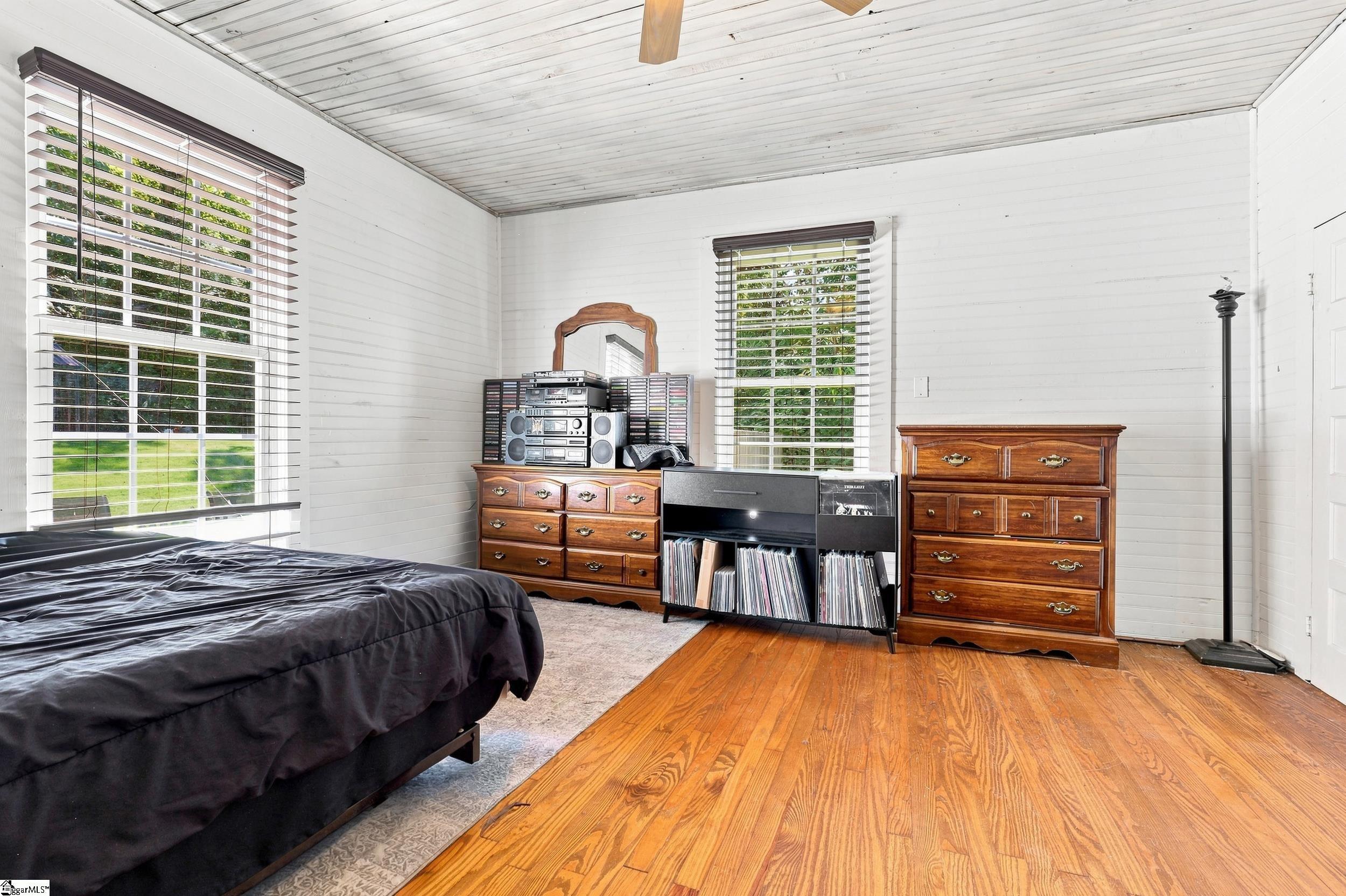 110 Ligon Street Property Photo 23