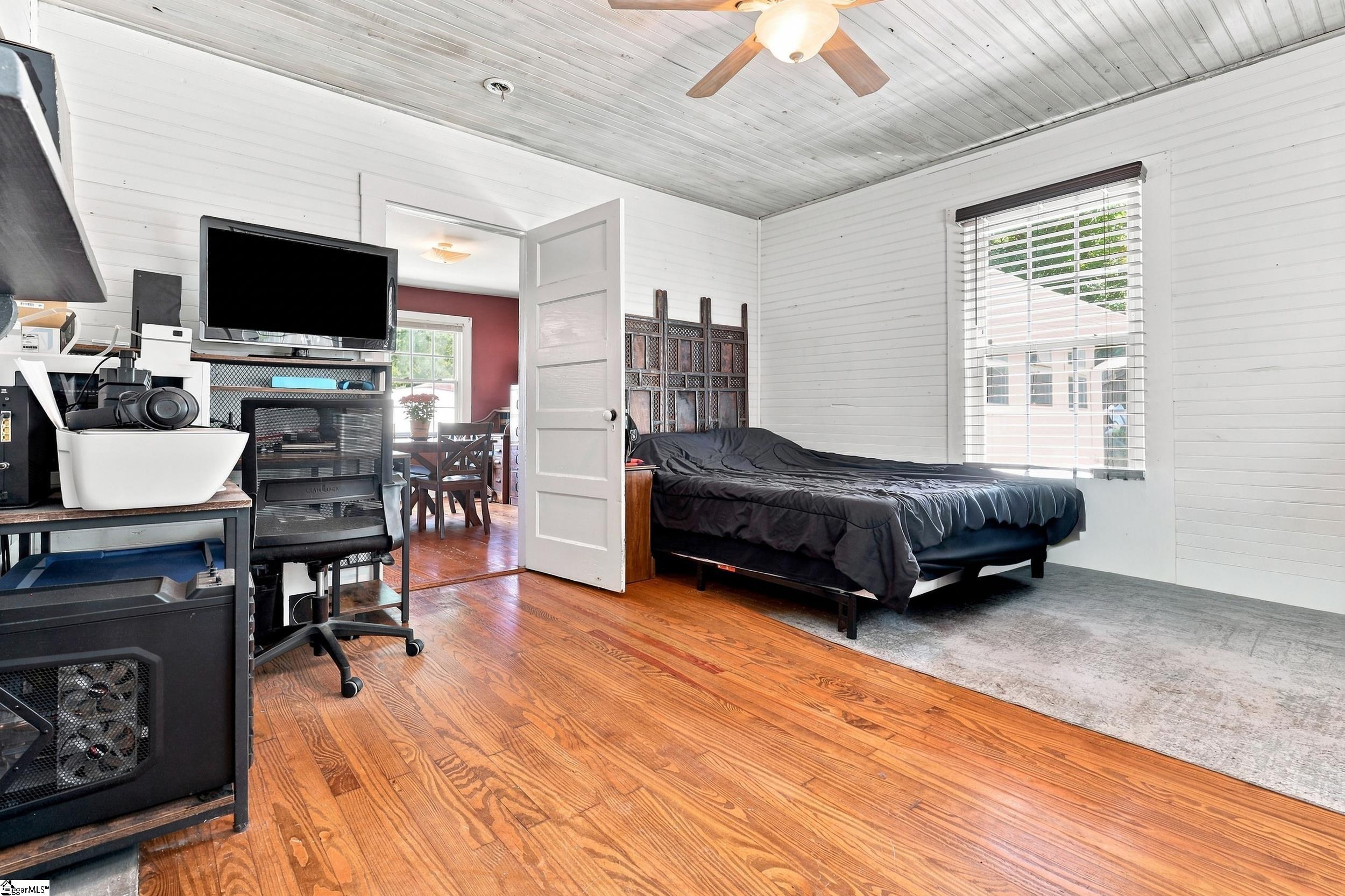 110 Ligon Street Property Photo 24