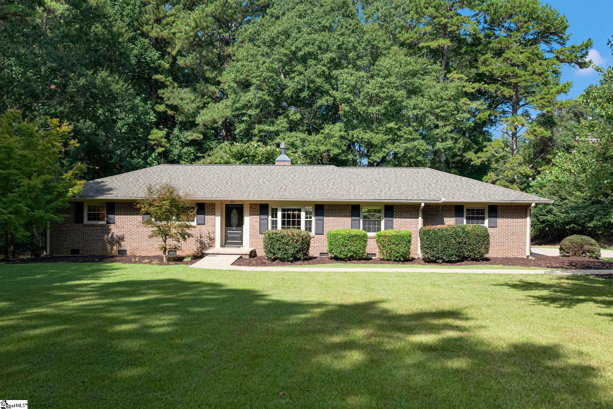 900 Cricket Lane Property Photo 2