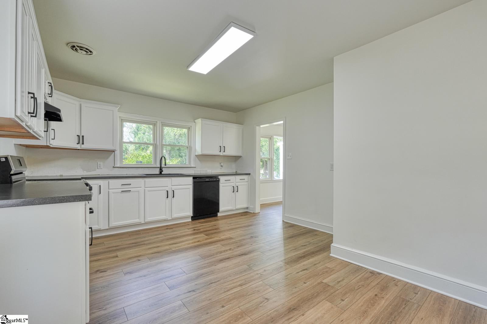 113 Merle Drive Property Photo 16