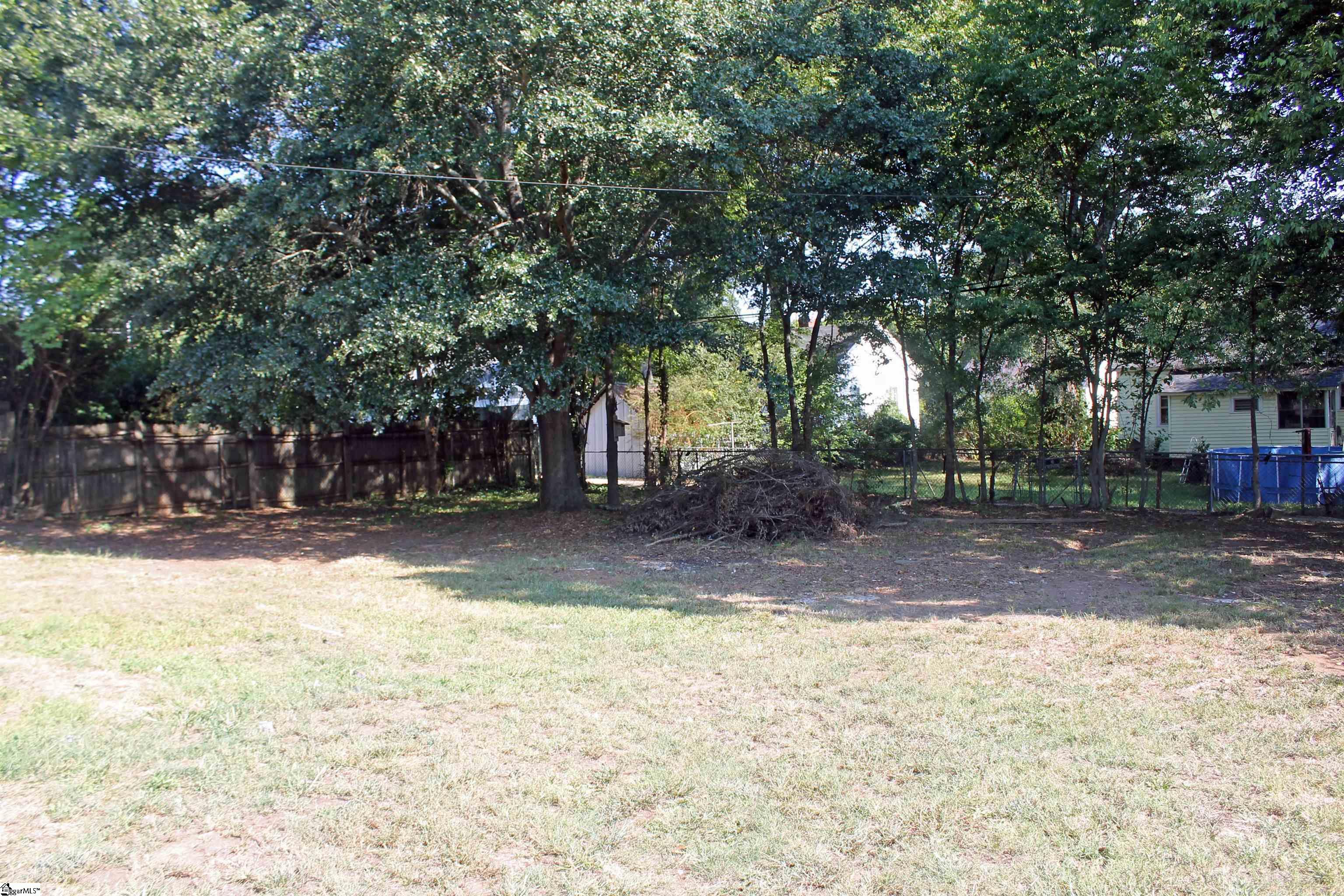 114 4th Street Property Photo 2