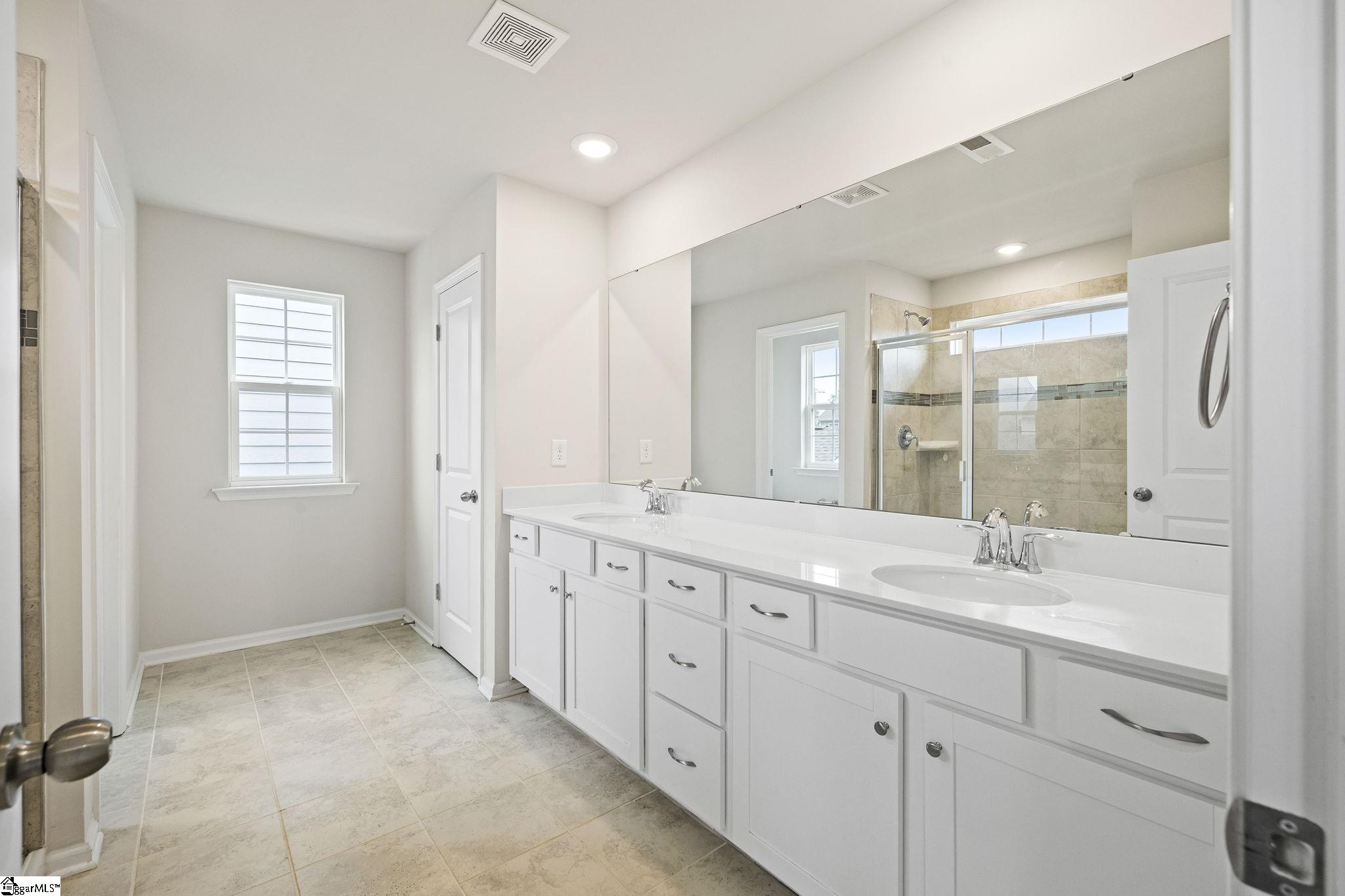 114 Magnolia Street Property Photo 34