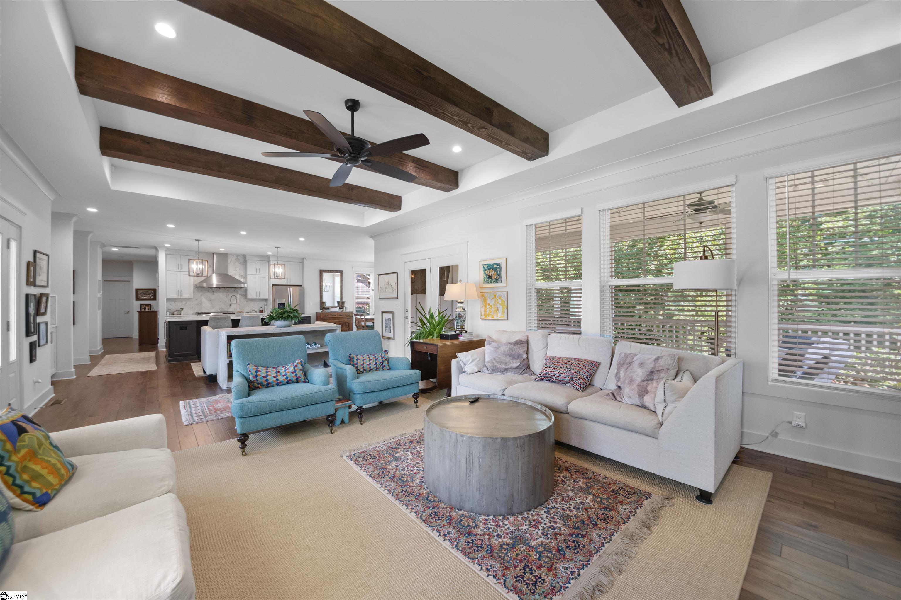 2 Country Squire Court Property Photo 7