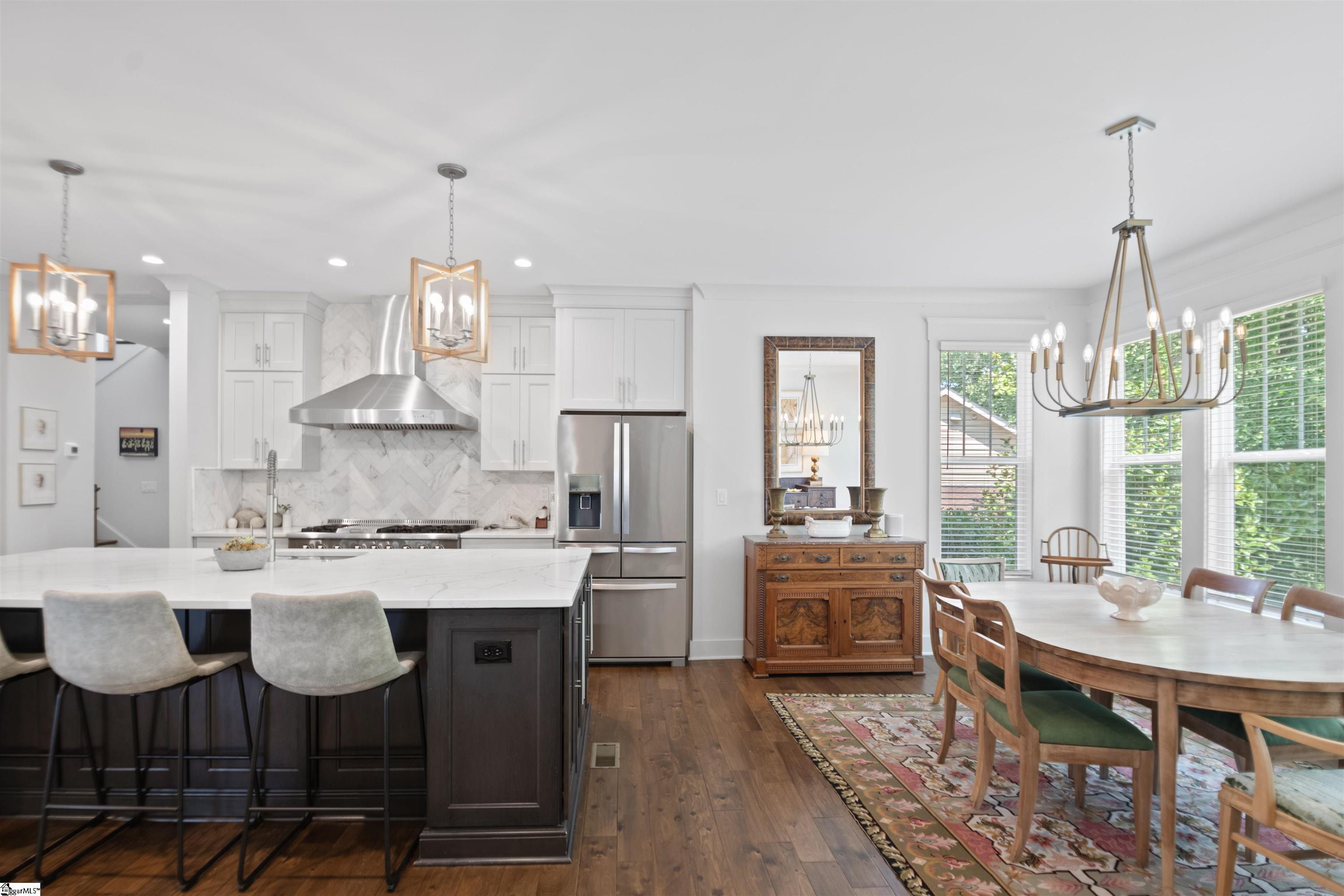 2 Country Squire Court Property Photo 14