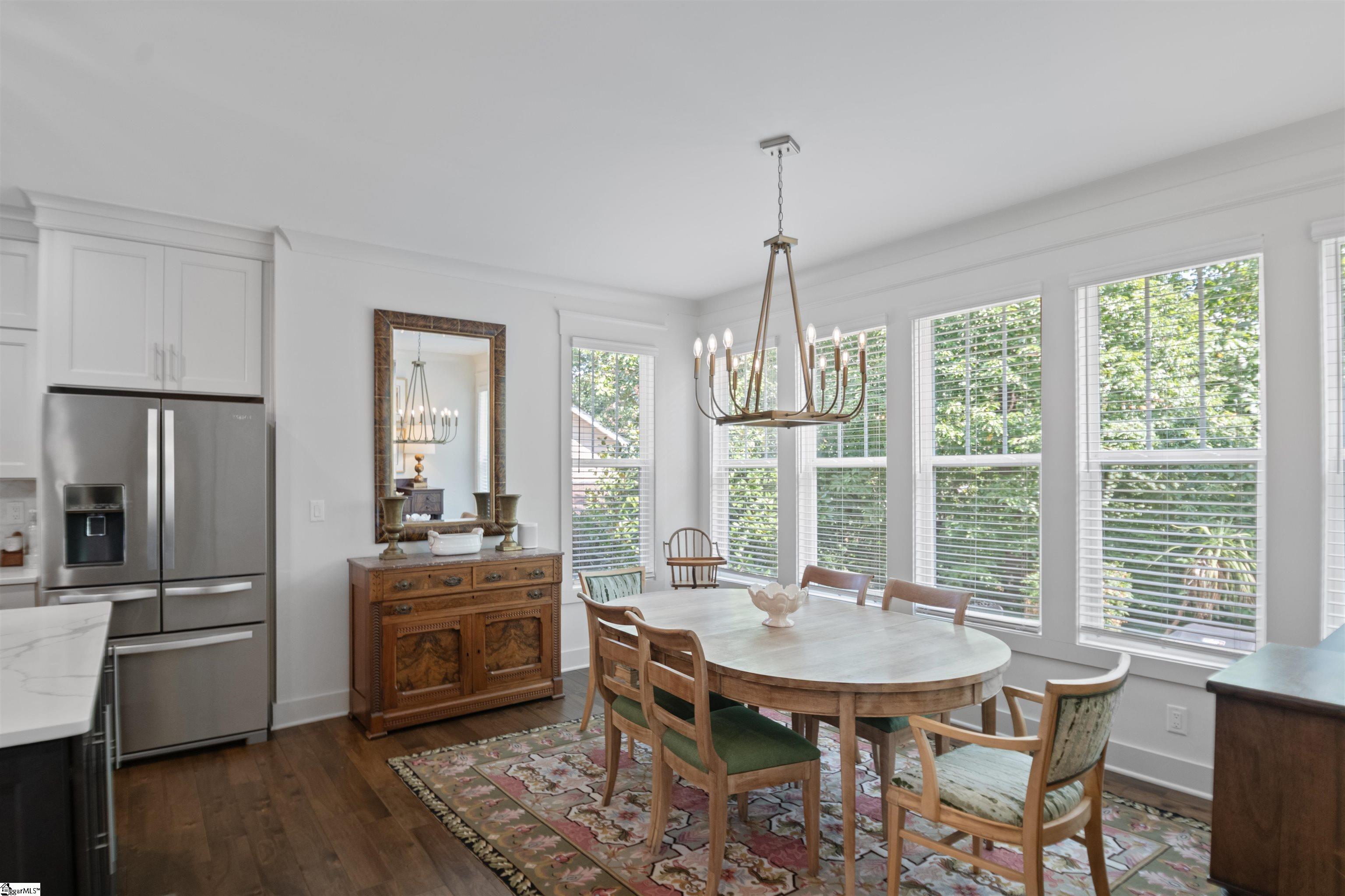 2 Country Squire Court Property Photo 17